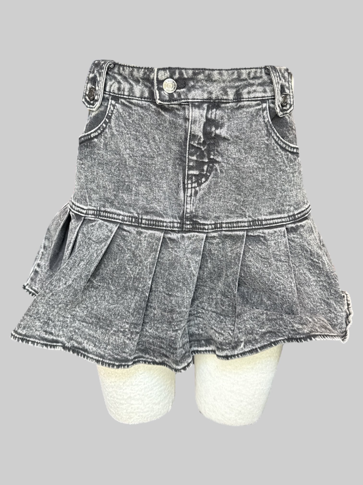 M Black washed short skirt with pleating and buttons
