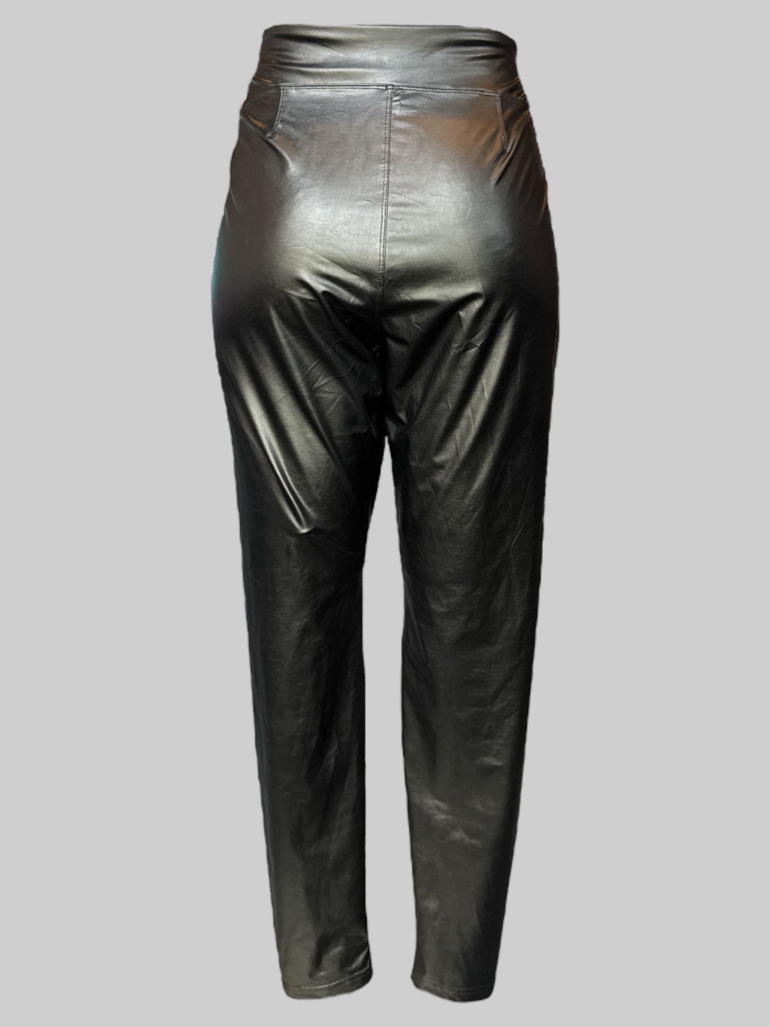 L Black pleather leggings