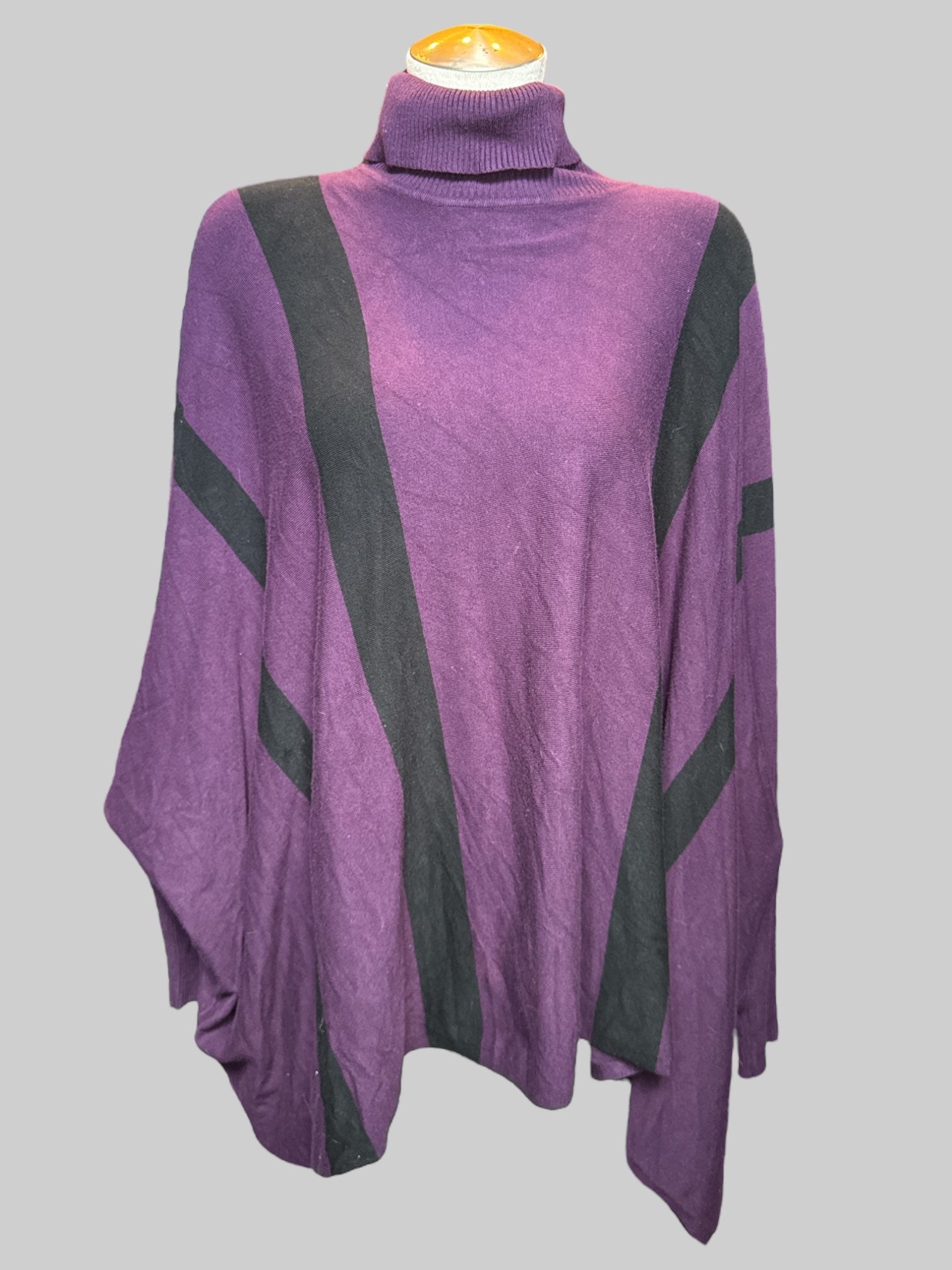 3X Flowy purple and black striped turtleneck