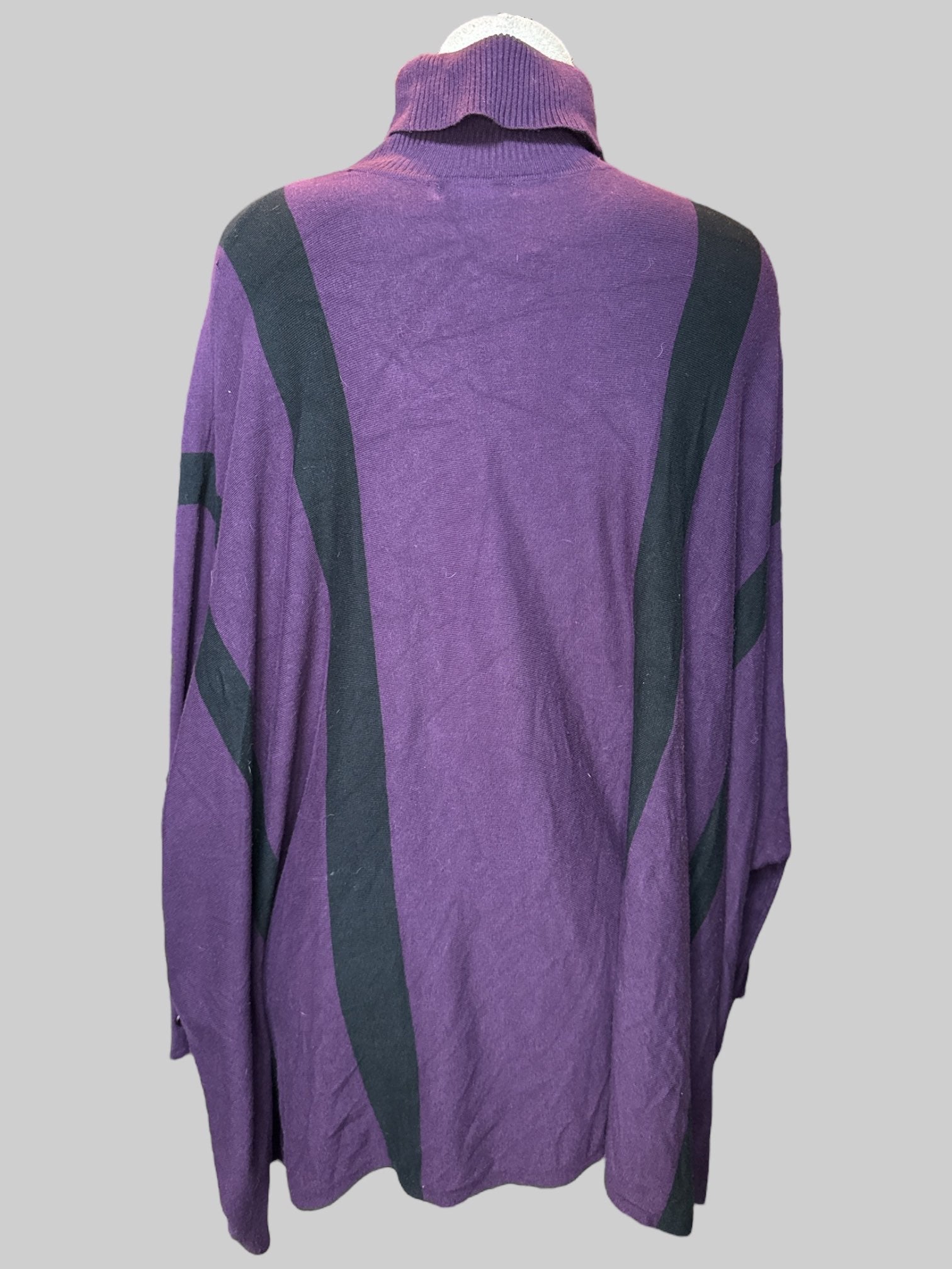 3X Flowy purple and black striped turtleneck