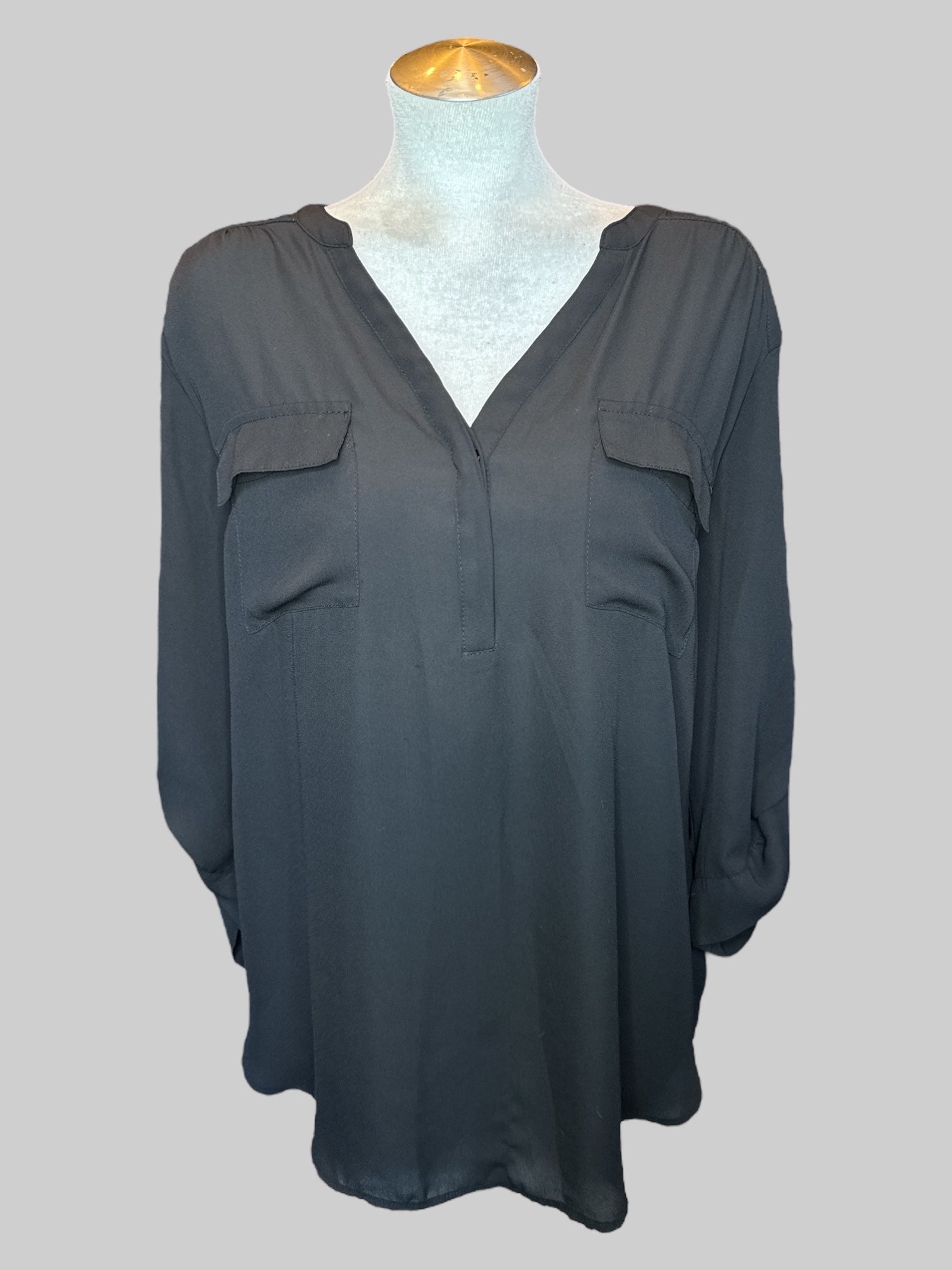 4X Torrid black flowy top