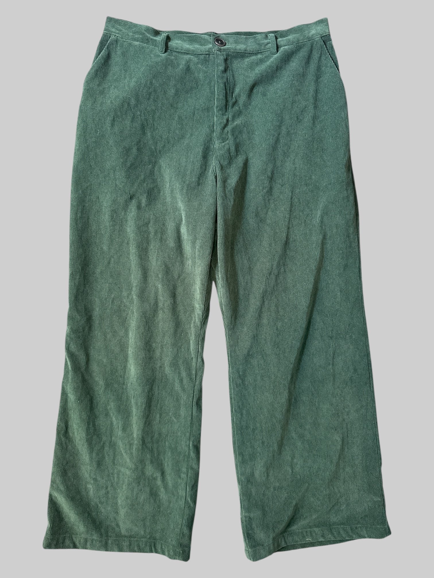 XL Dark green corduroy pants with belt loops, and pockets