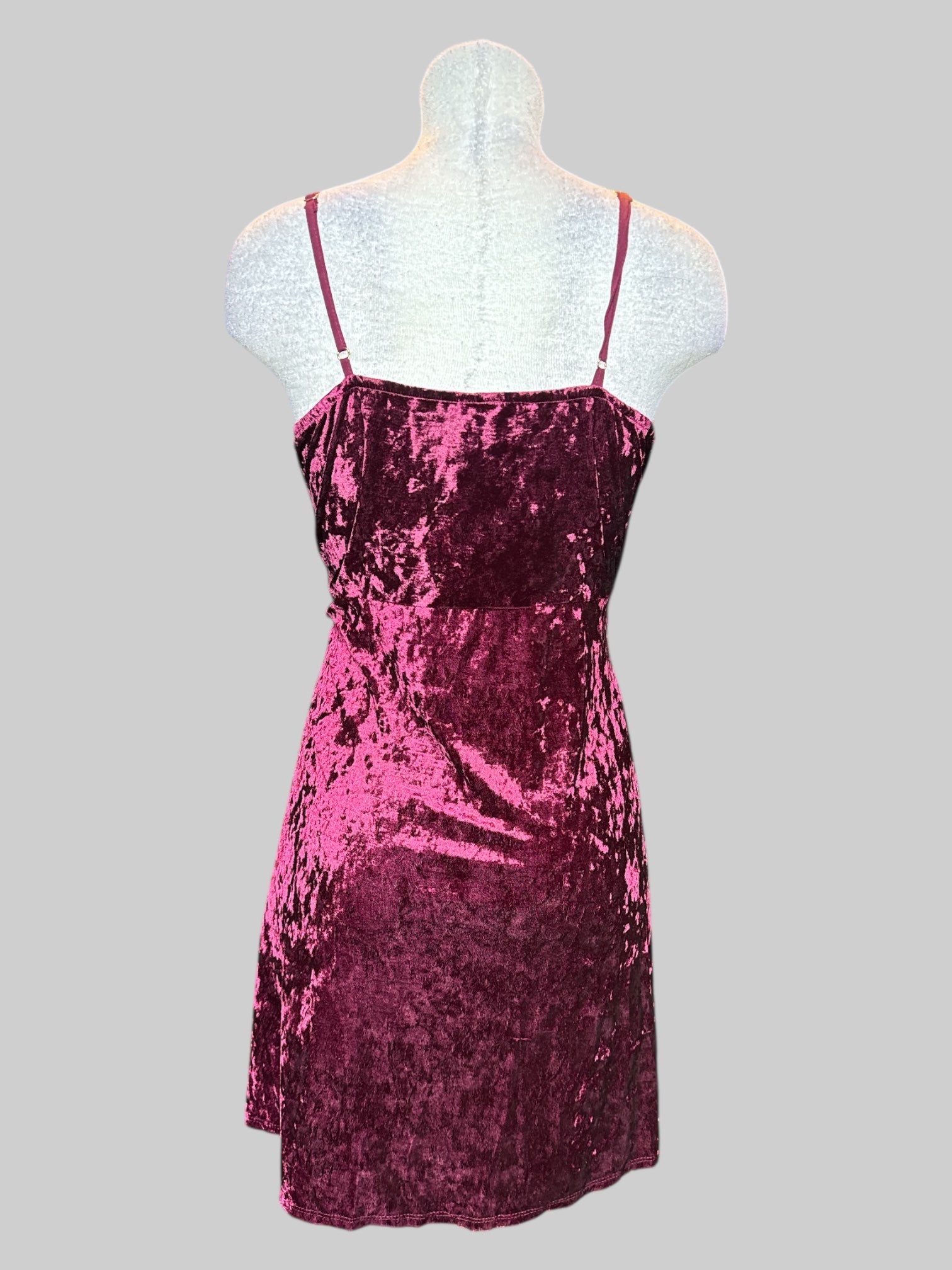 XL Purplish pink crushed velvet dress
