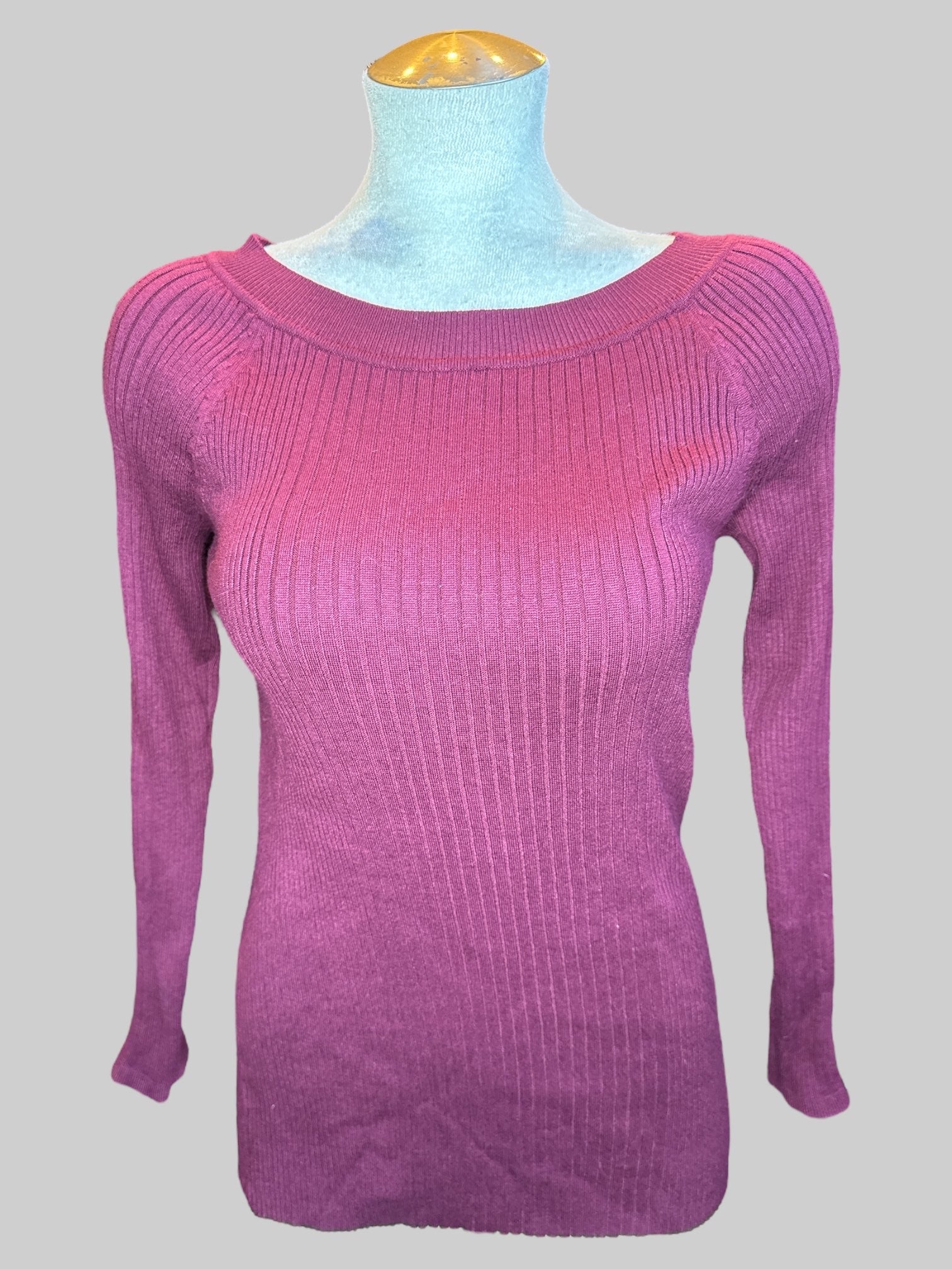 XL Burgundy ribbed long sleeve shirt