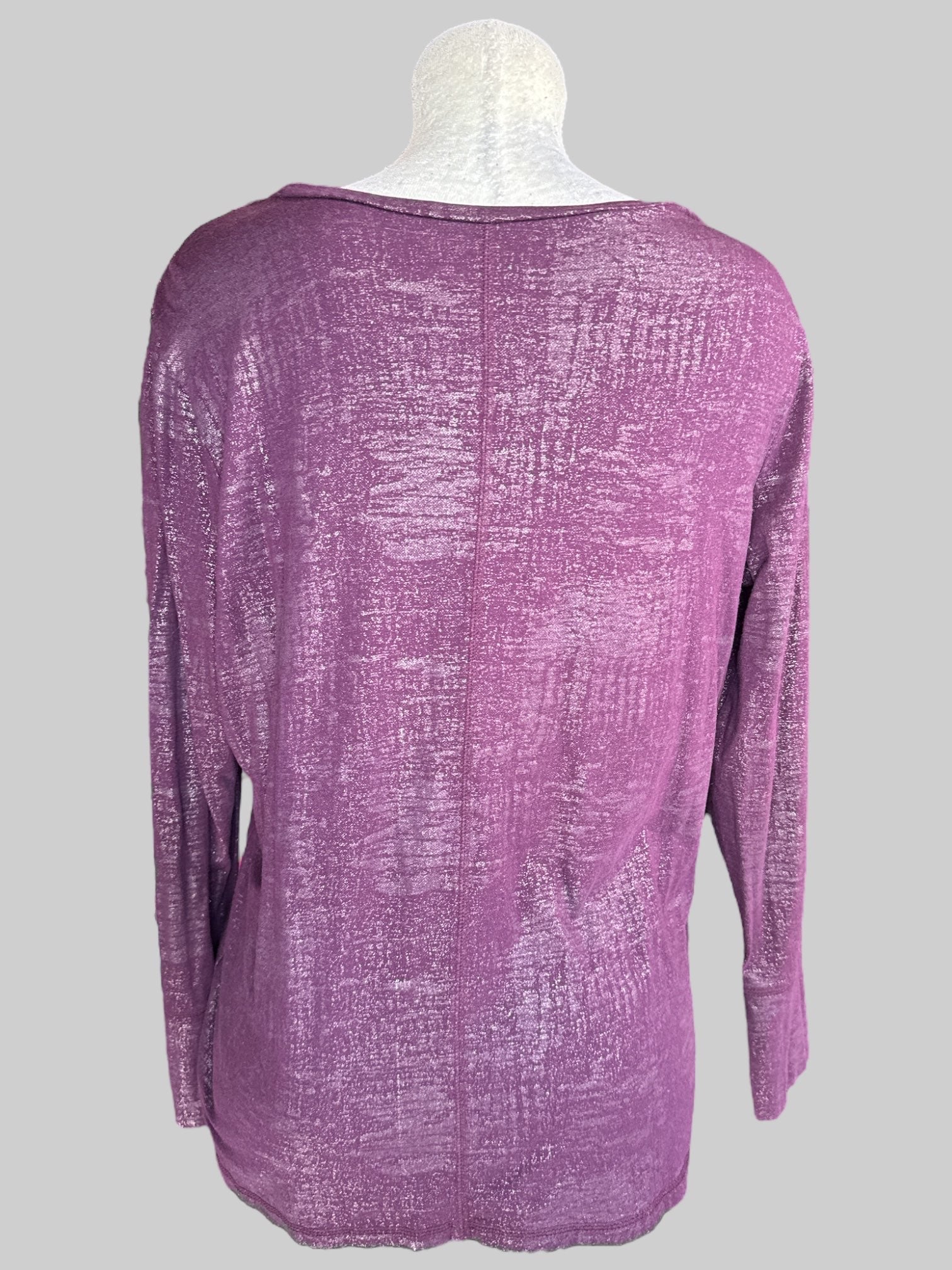 1X Purple scoop neck long sleeve shirt with gold metallic speckles