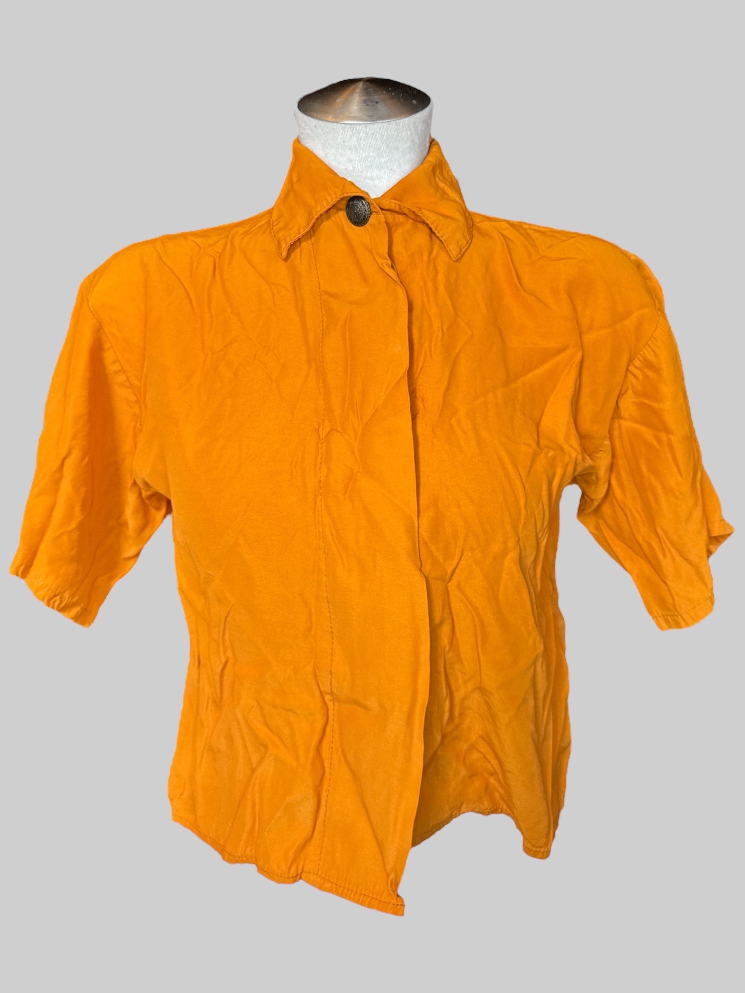 M Golden yellow cropped button up