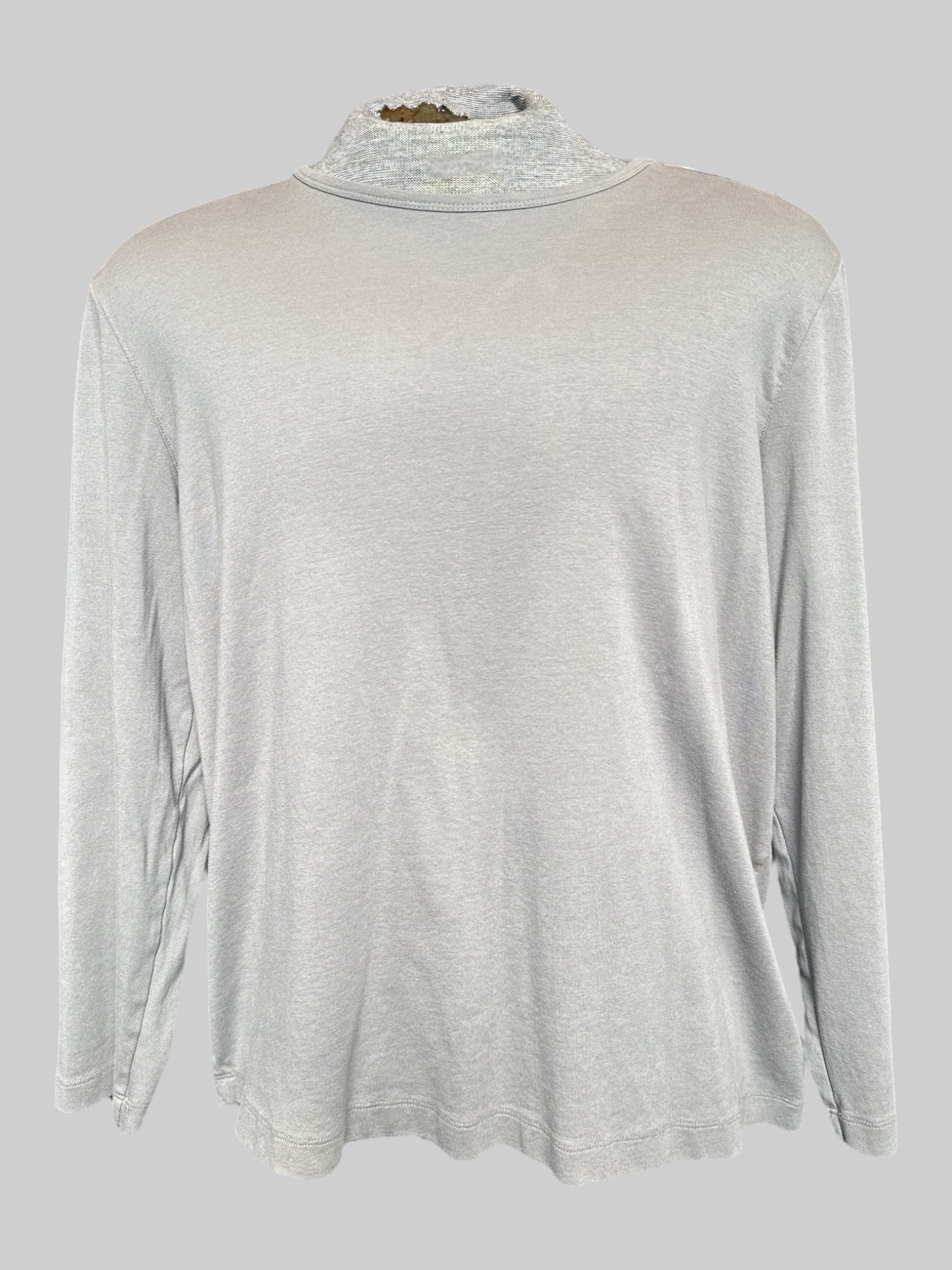 2X light gray long sleeve shirt
