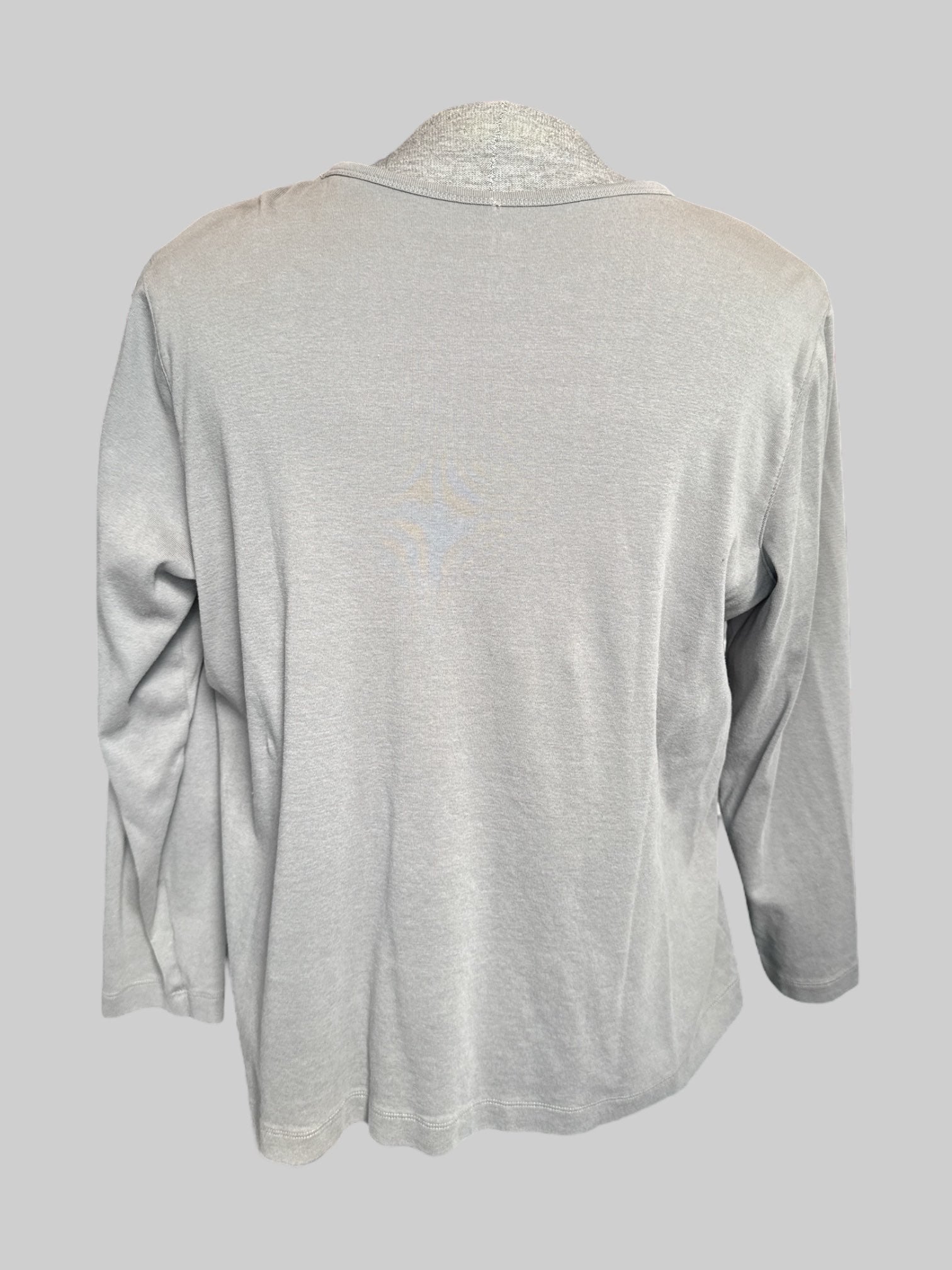 2X light gray long sleeve shirt