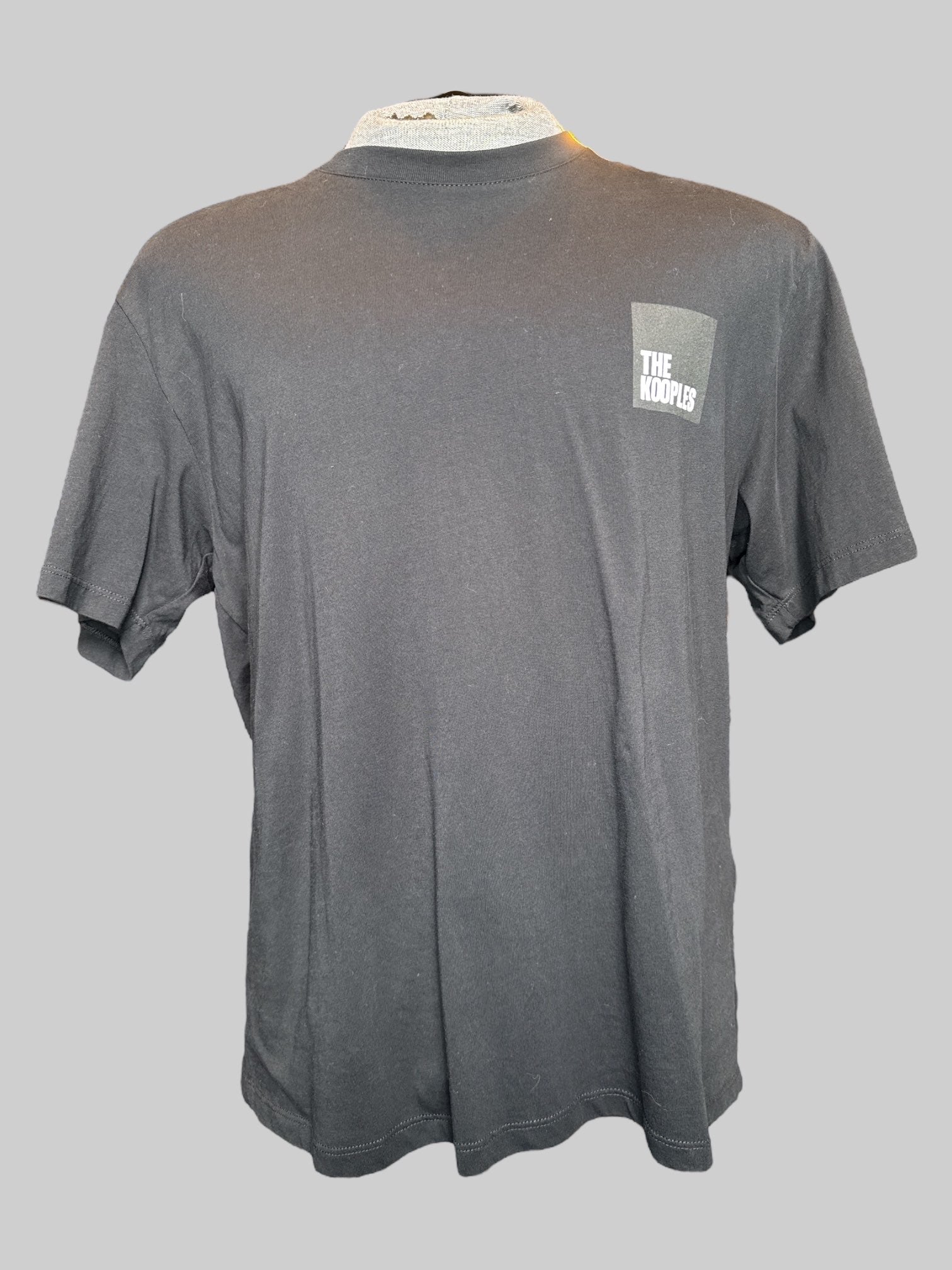 0X black designer T-shirt