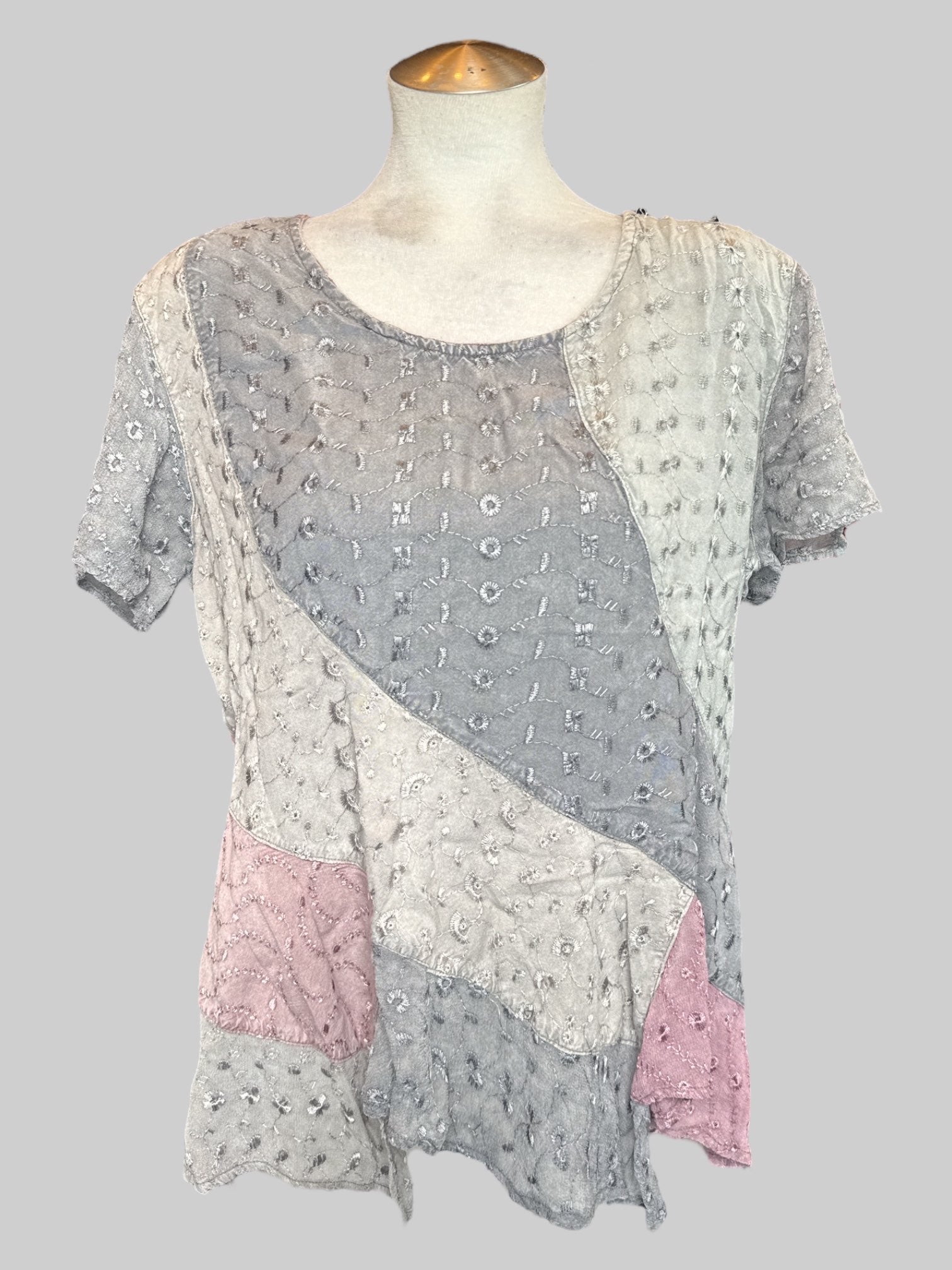 XL Flowy blue, grey, and pink color block blouse with floral embroidery