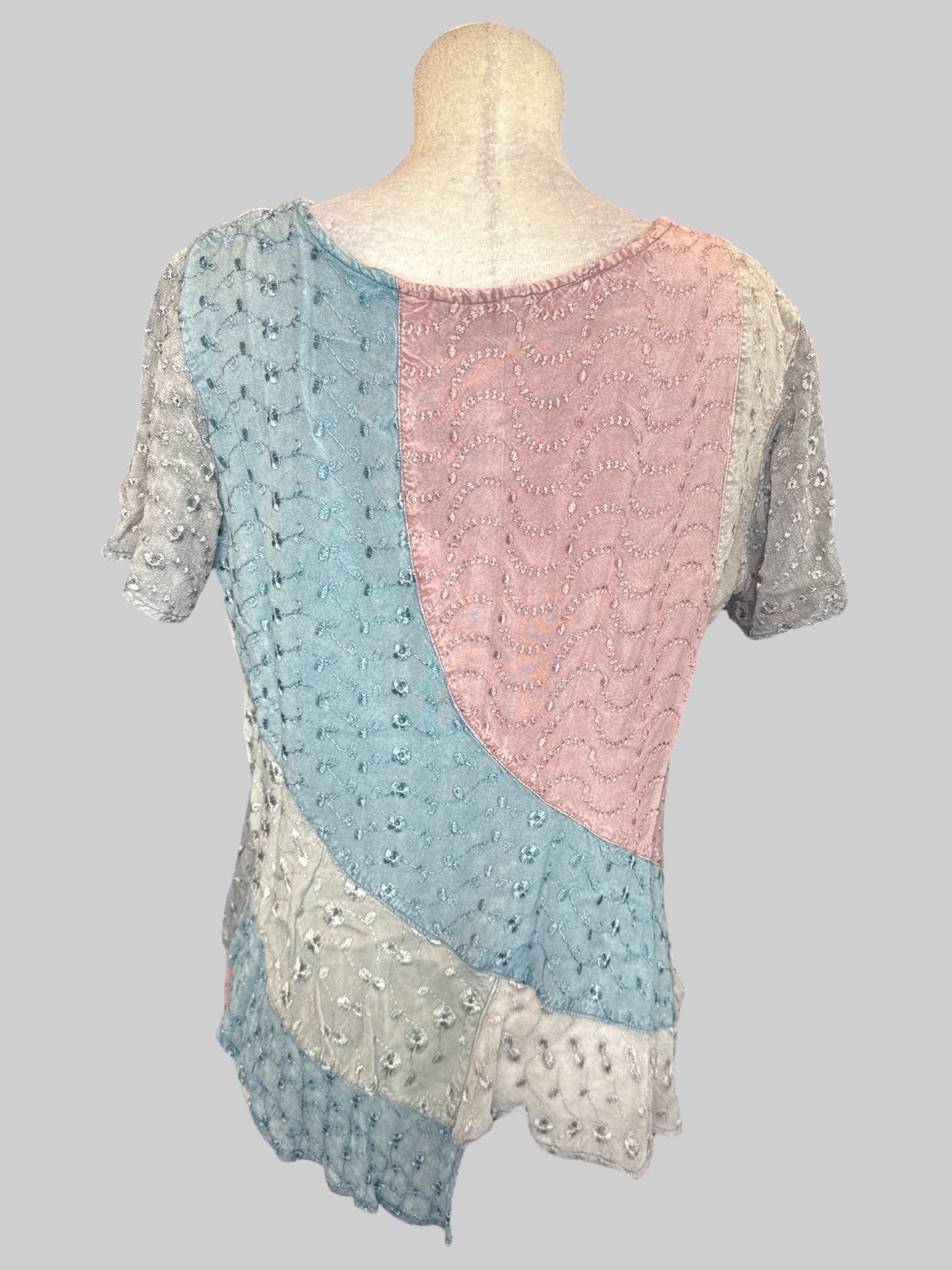 XL Flowy blue, grey, and pink color block blouse with floral embroidery