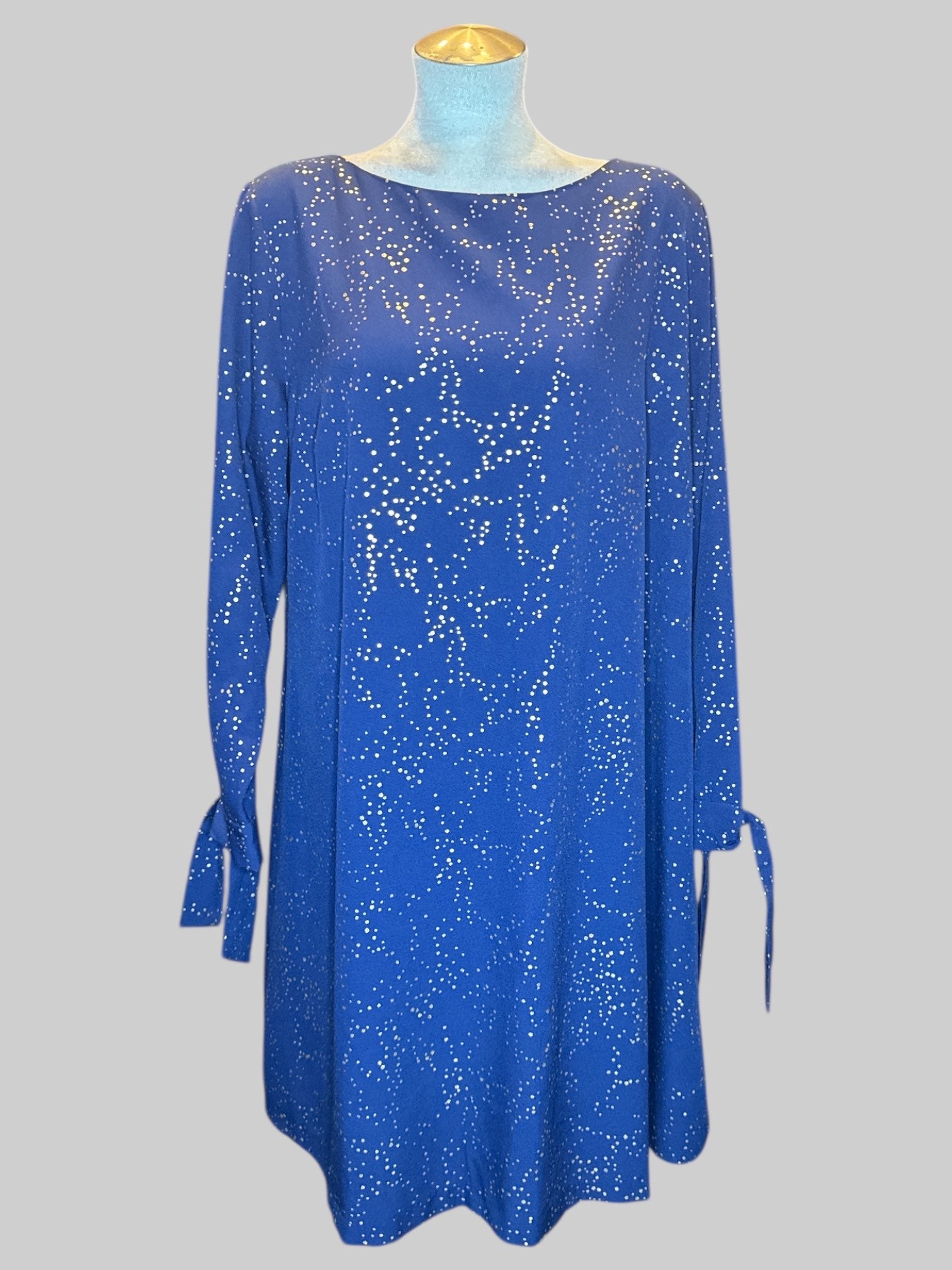 1X Blue shift dress with gold, metallic polkadots and tie on sleeves