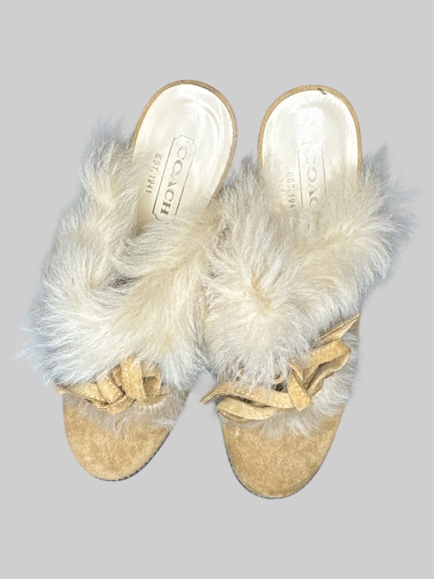 Size 7.5 Vintage Coach boot heel with fur