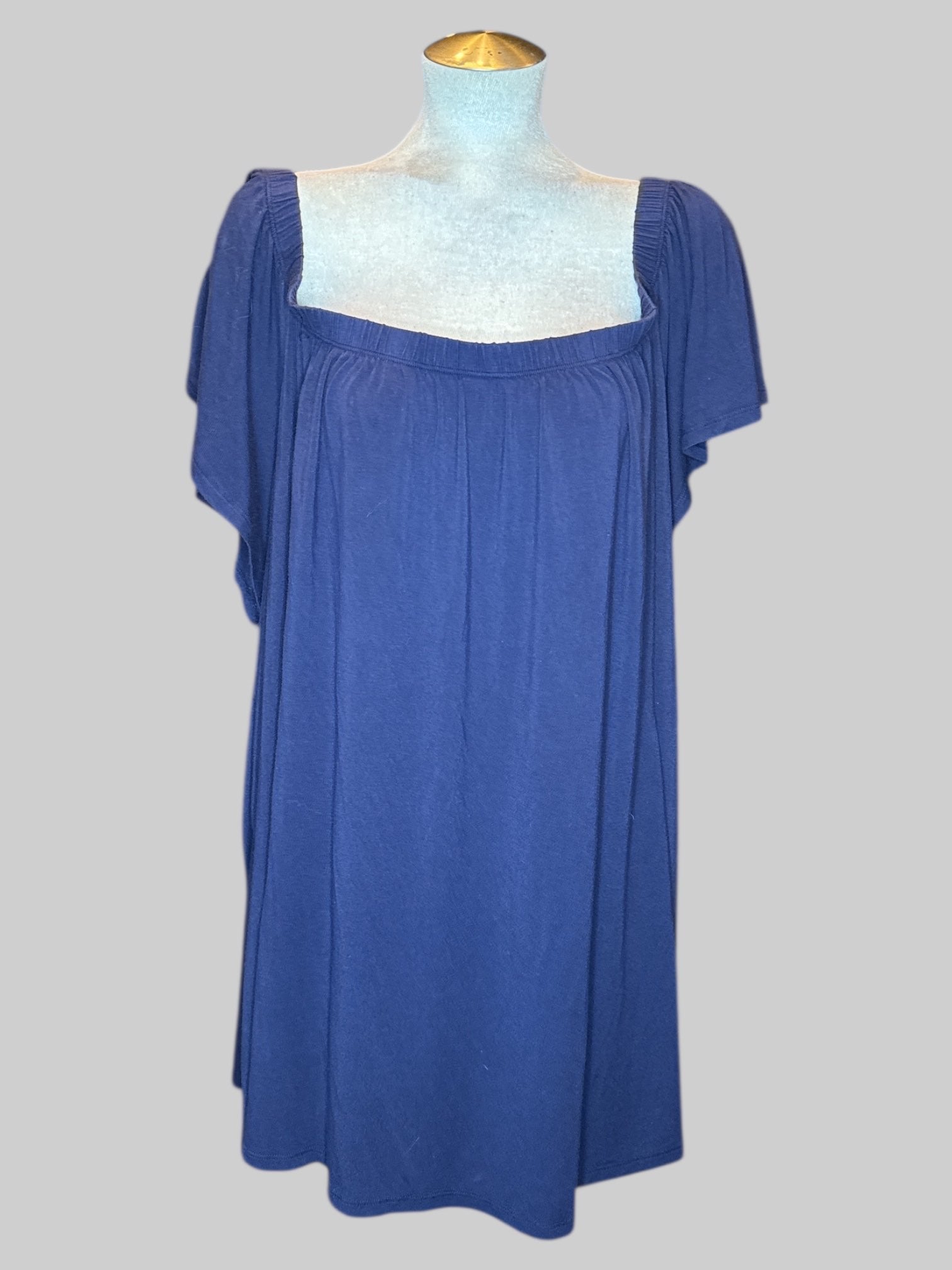 8X Navy blue flowy top