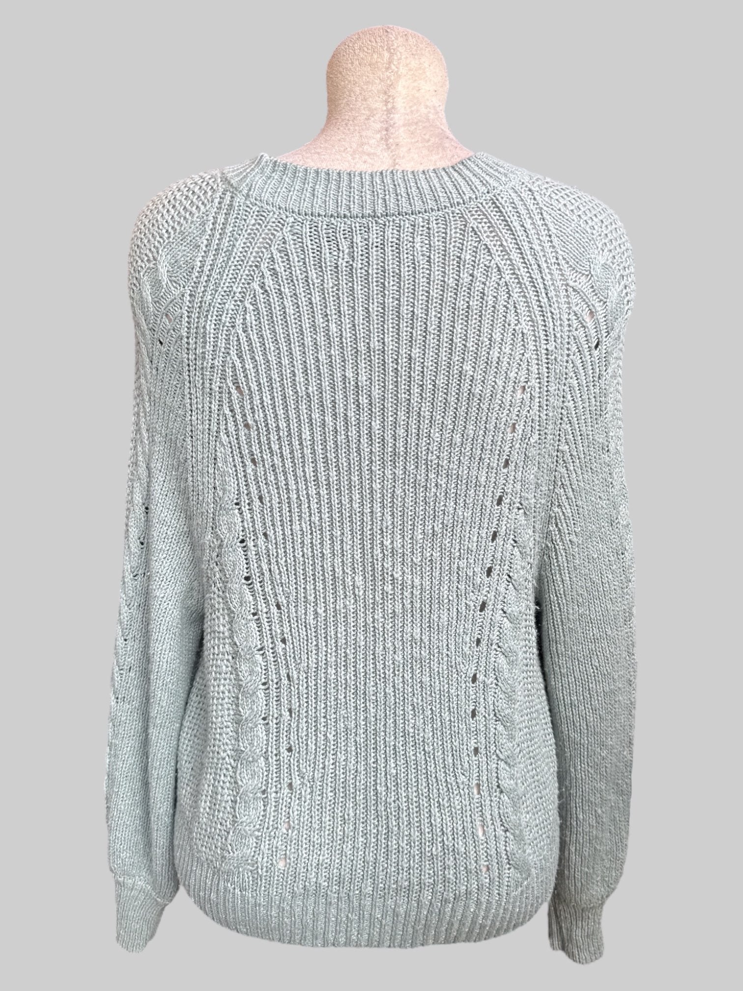 1X Light blue knit sweater