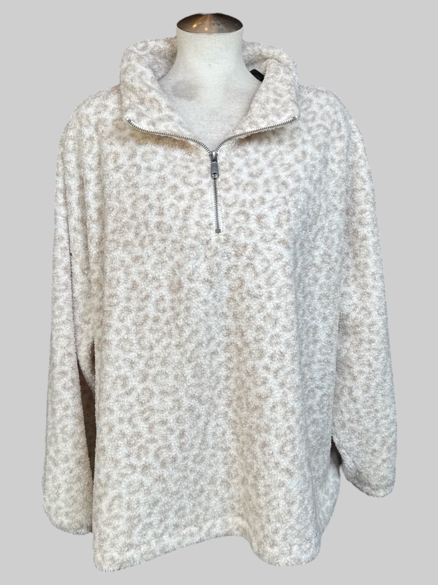 4X Cream and tan leopard print Sherpa pullover