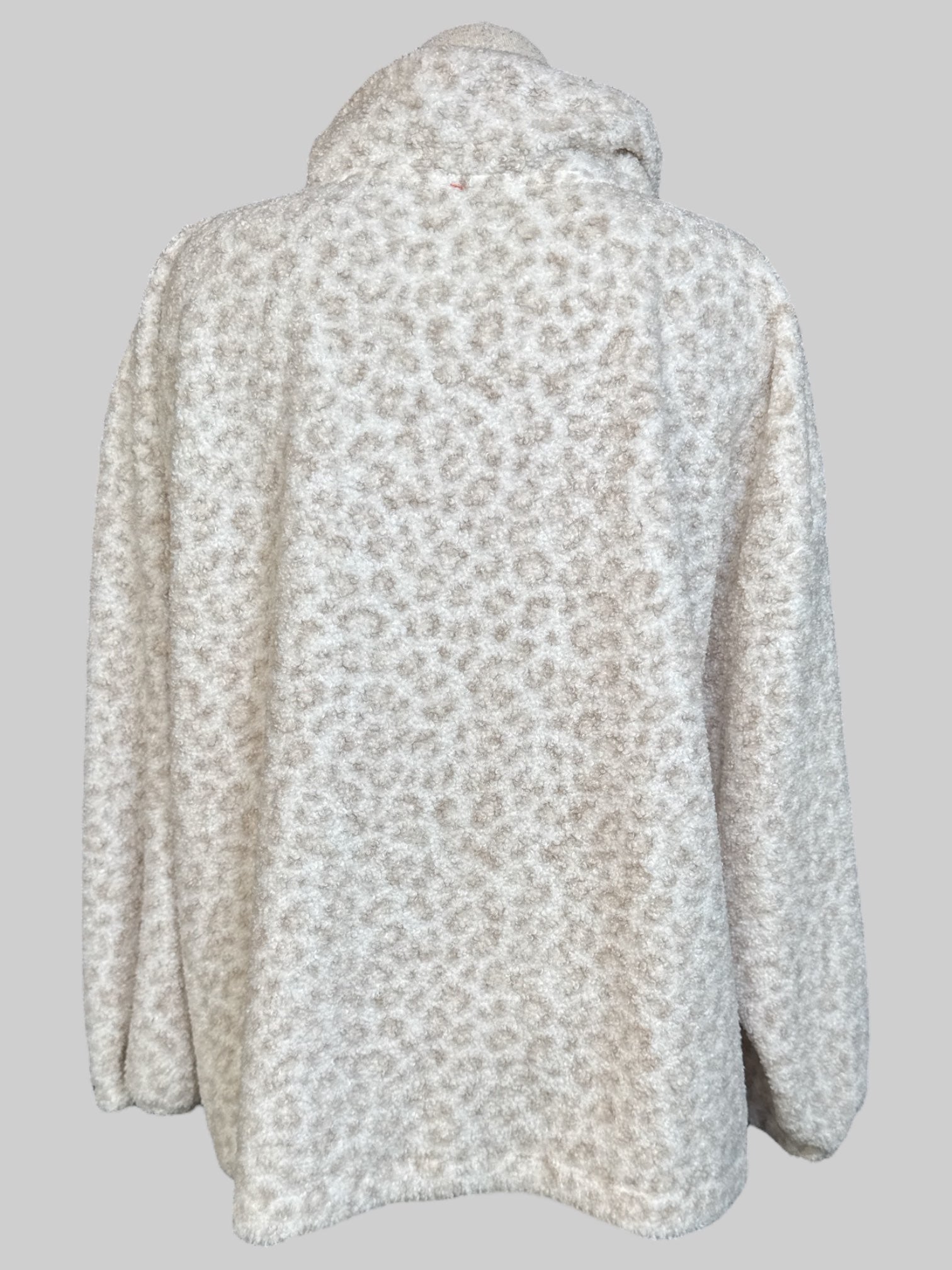 4X Cream and tan leopard print Sherpa pullover