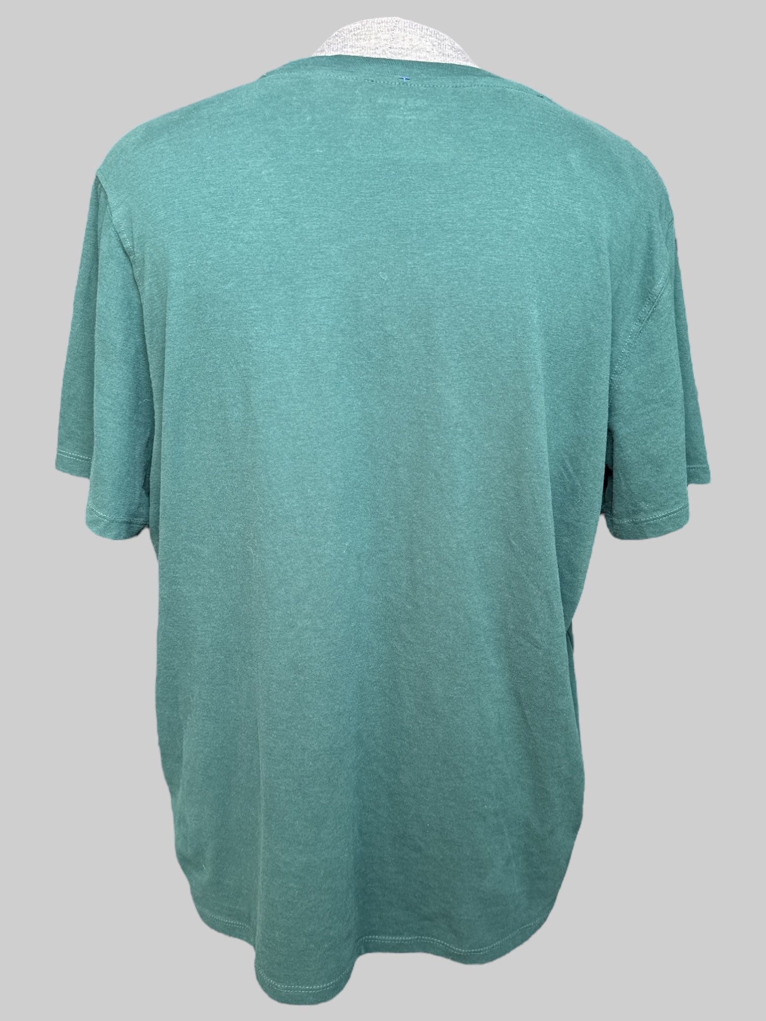 2X Green t shirt
