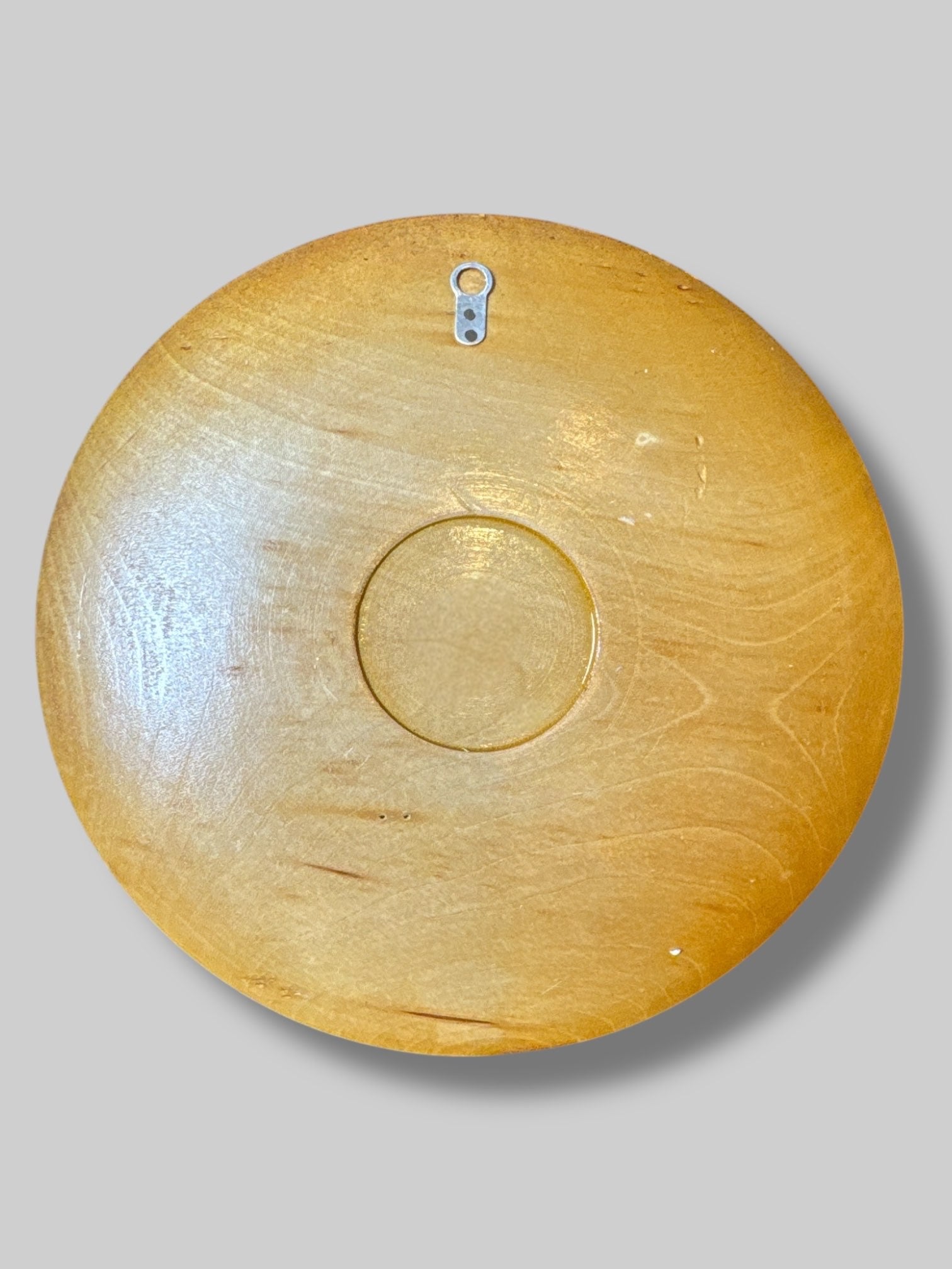 Decorative hanging wooden plate