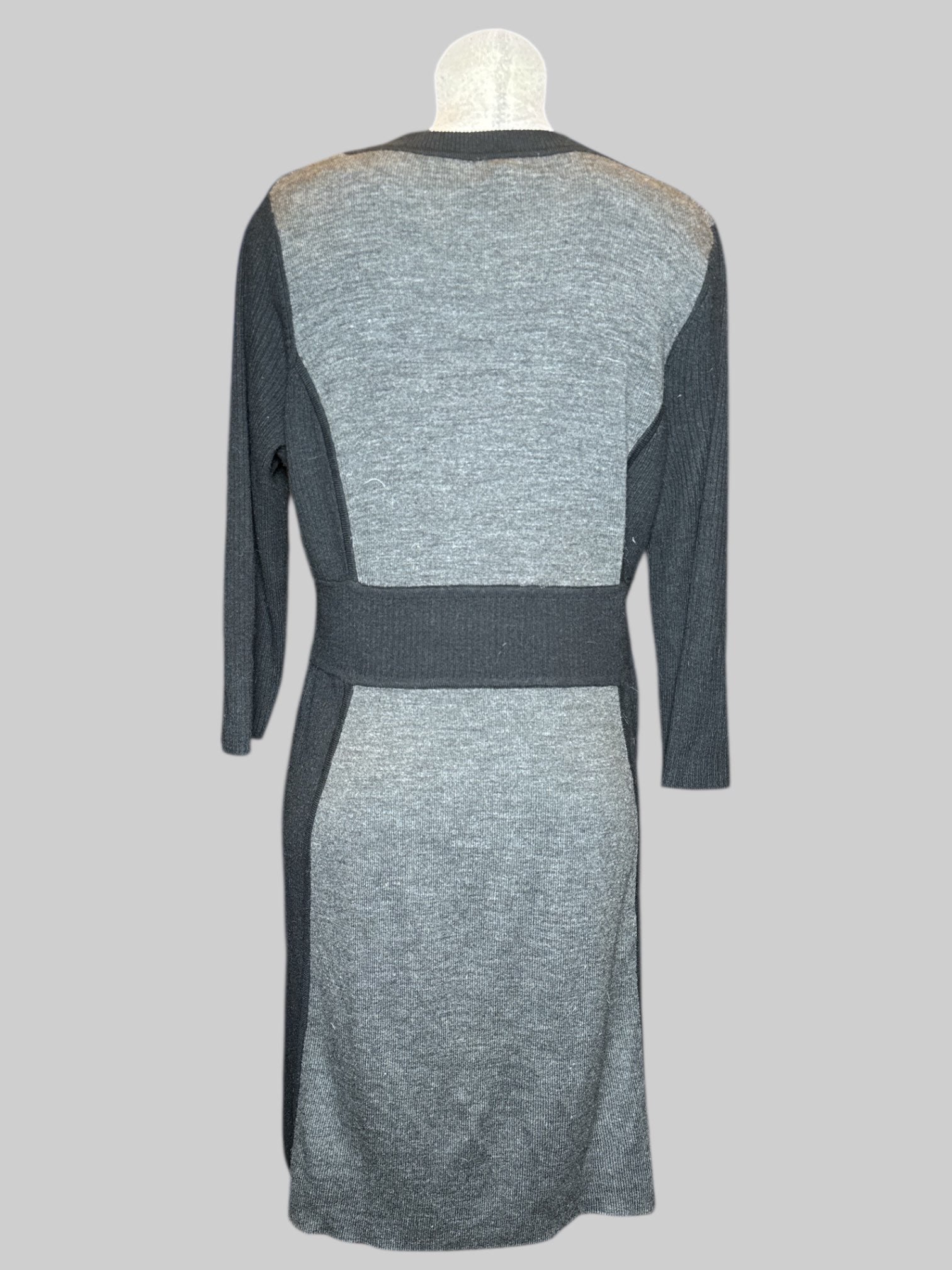 2X gray and black knit sweater dress