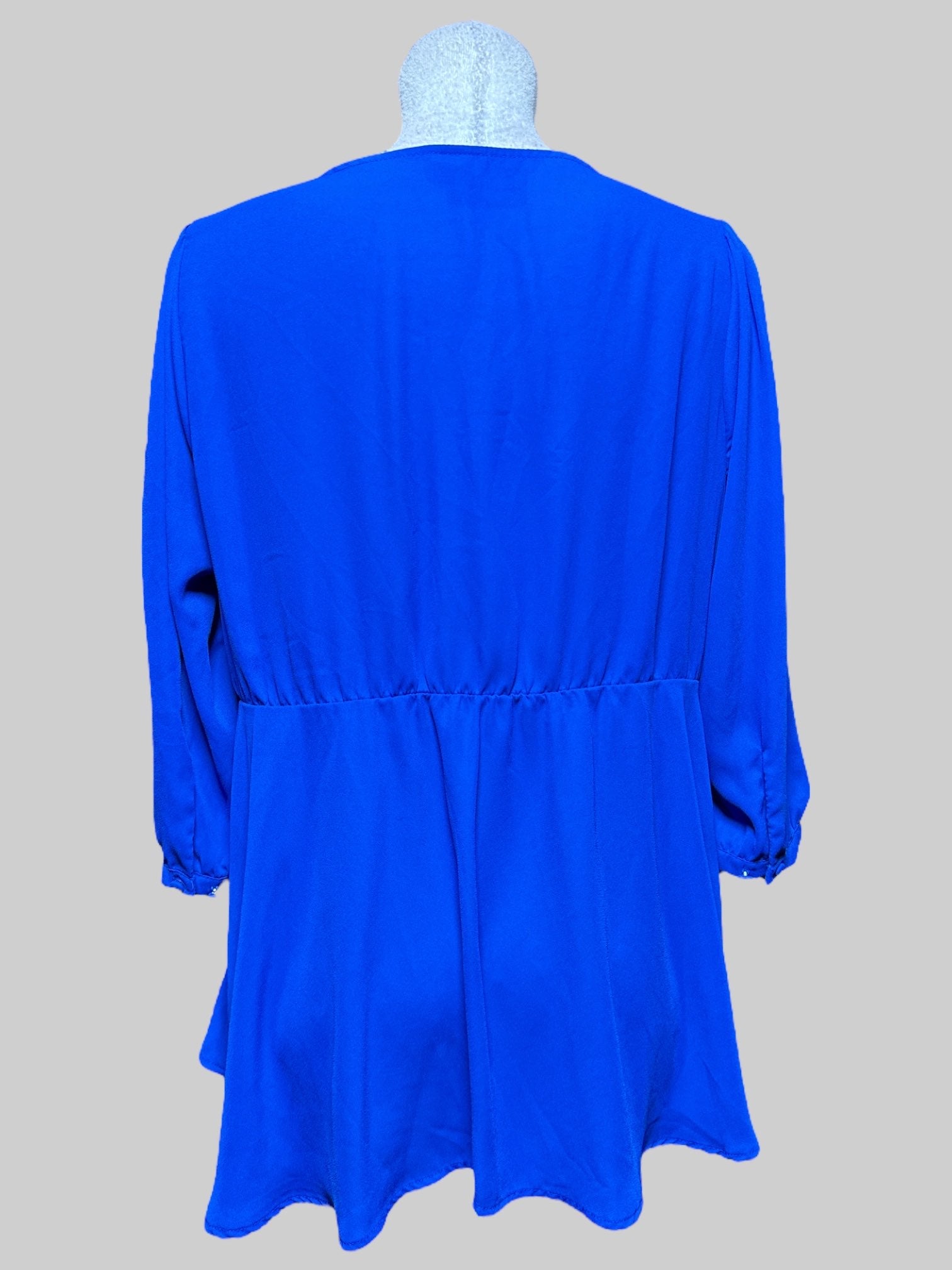 2X Torrid royal blue sheer top with tie