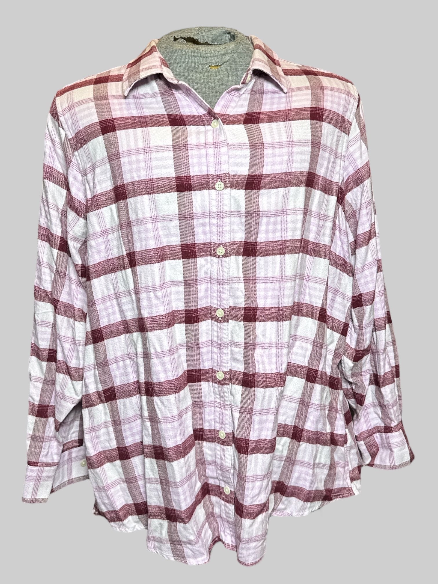 3X pink, white, and purple plaid button up flannel