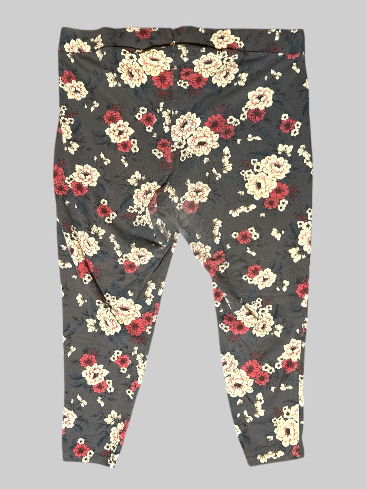 3X Torrid gray leggings with pink red florals