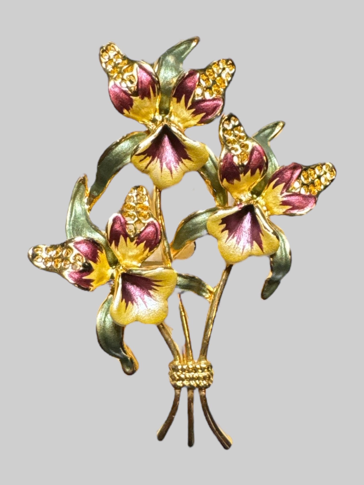 Vintage floral brooch