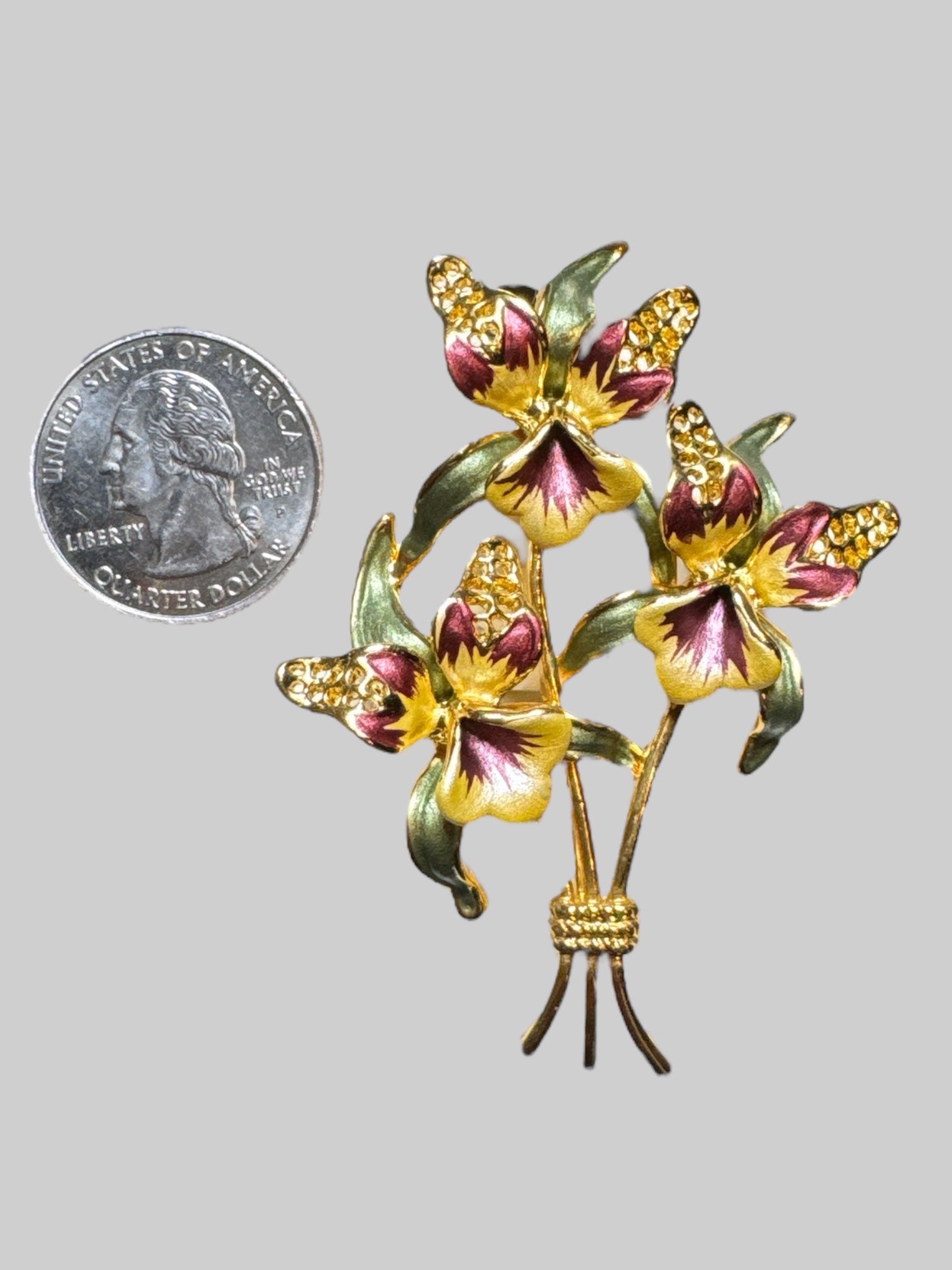 Vintage floral brooch