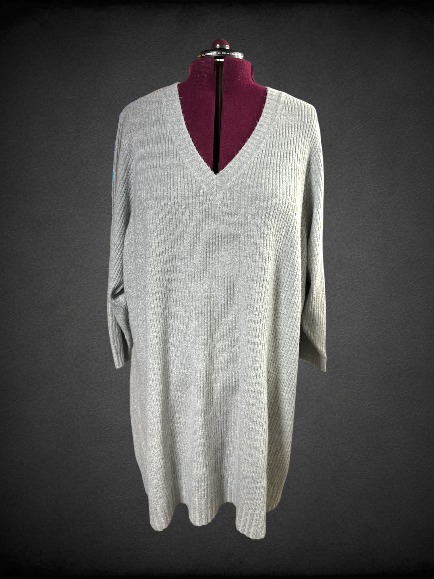 7X Torrid grey sweater dress with v neck