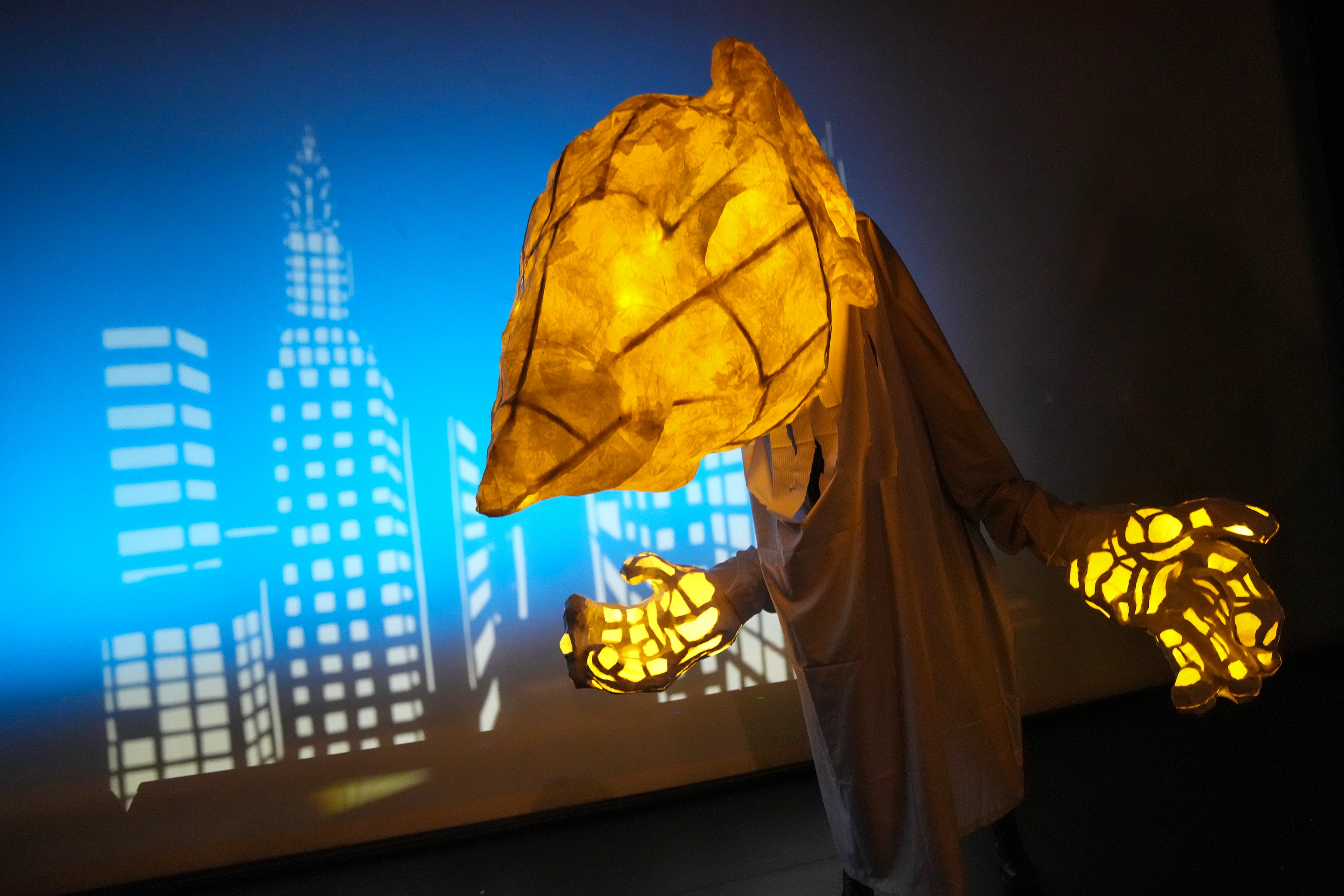 08/28 Puppet Show: "The City That Slept"