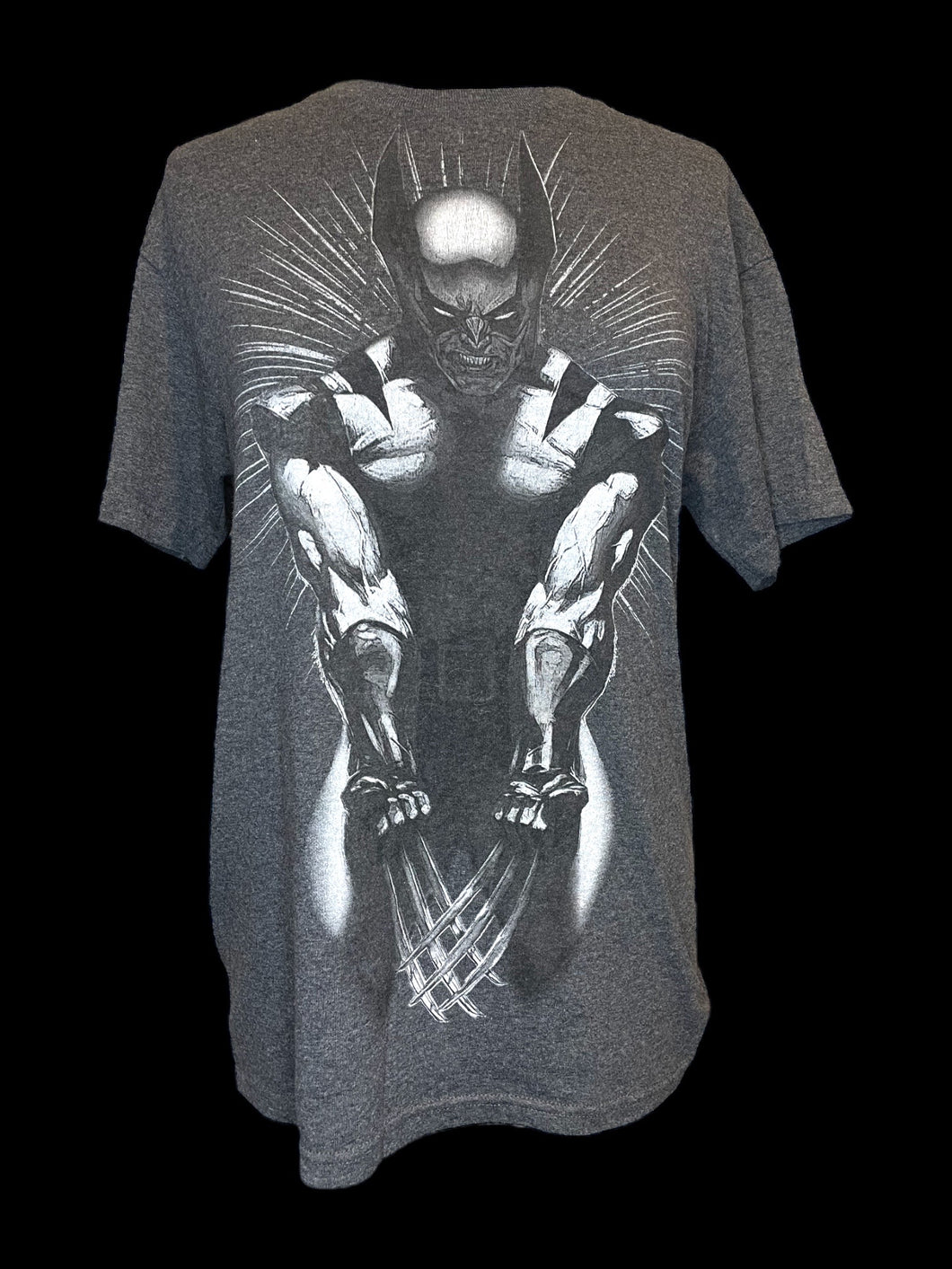 L Greyscale Wolverine graphic short sleeve crew neck top