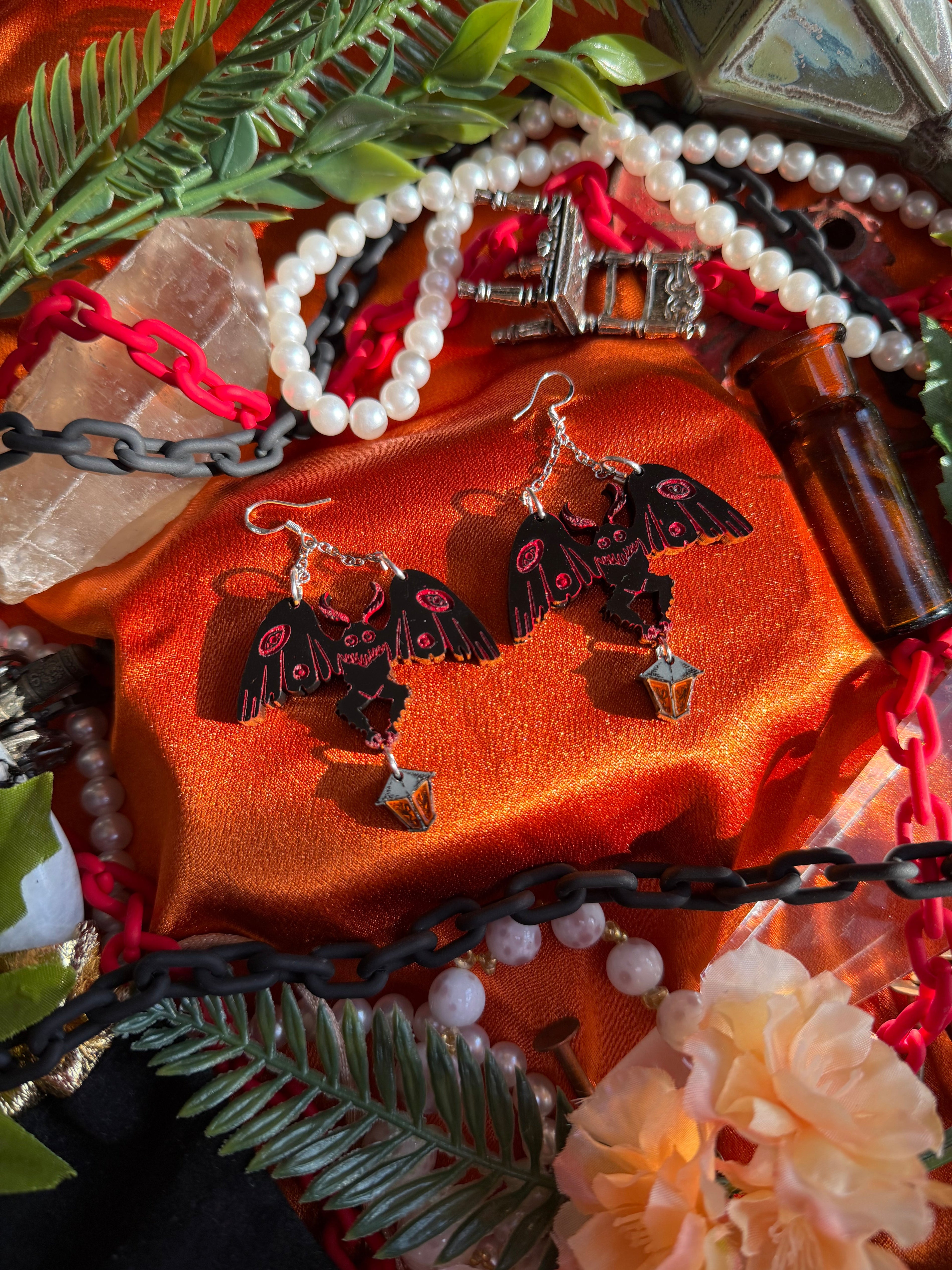 PREORDER:🕯️👁️‍🗨️🖤MOTHMAN🖤👁️‍🗨️🕯️