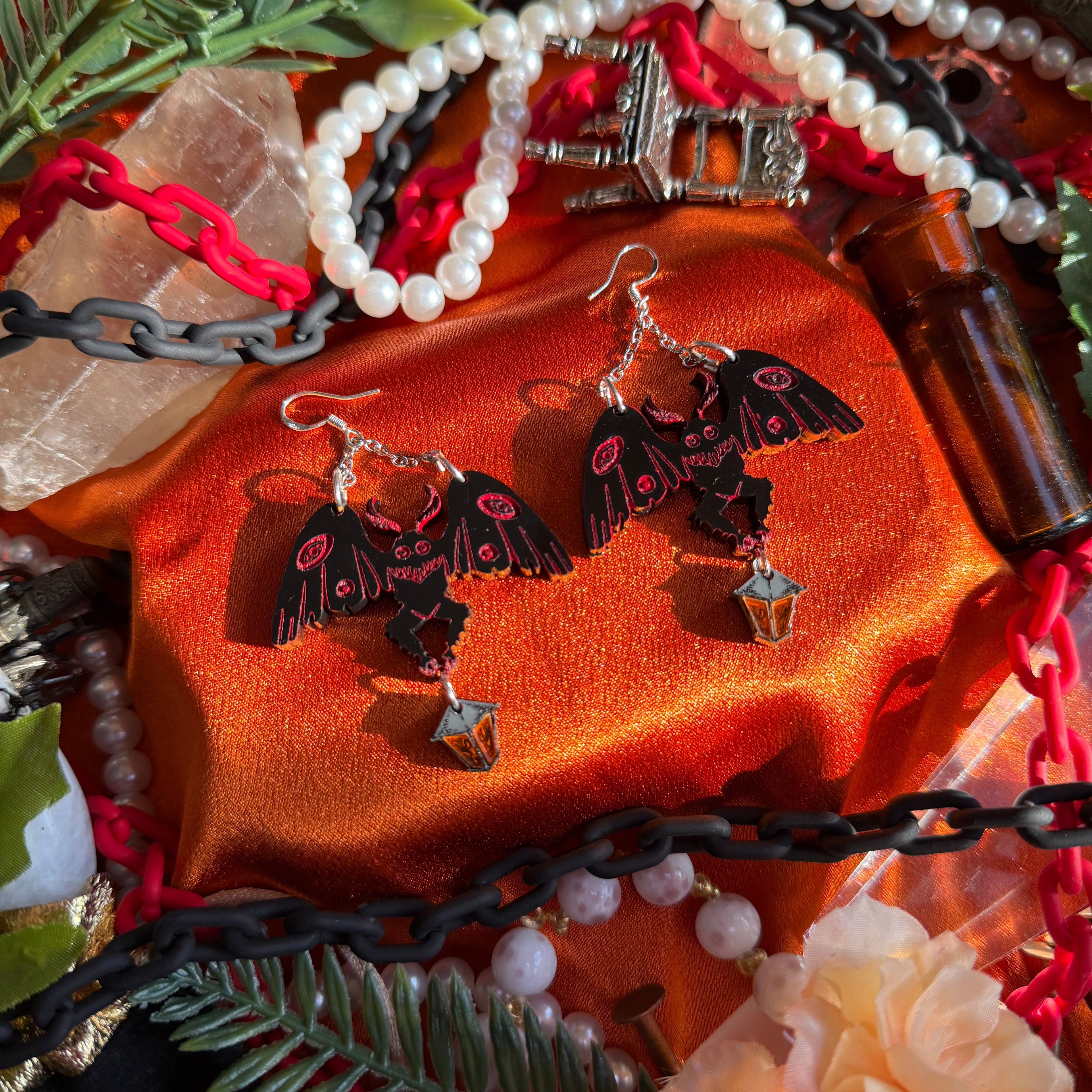 🕯️👁️‍🗨️🖤MOTHMAN🖤👁️‍🗨️🕯️