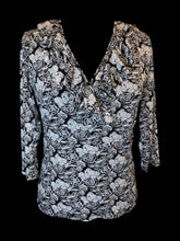 Load image into Gallery viewer, M Vintage Y2K floral pattern half sleeve mock wrap neckline top w/ ruffle details
