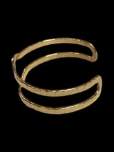 Load image into Gallery viewer, Gold-like geometric layered cuff bracelet
