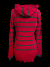 Load image into Gallery viewer, M Vintage 90s red &amp; dark green stripe cotton blend knit long sleeve-neckline sweater w/ drawstring hood, &amp; kangaroo pocket
