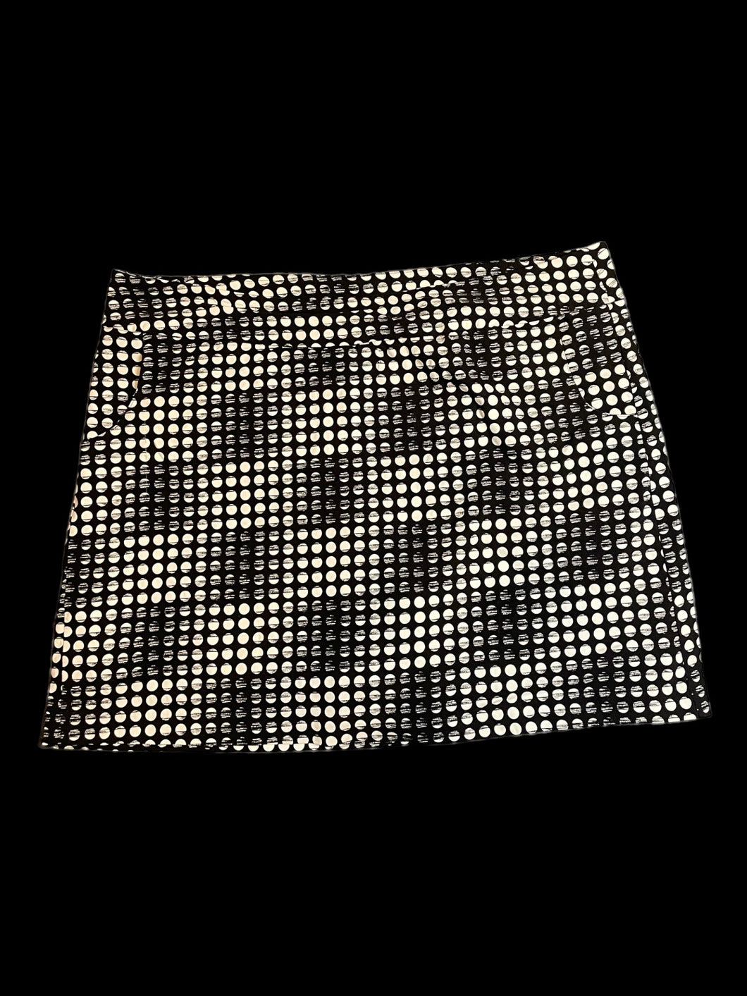 2X Black & white polka dot skort w/ pockets