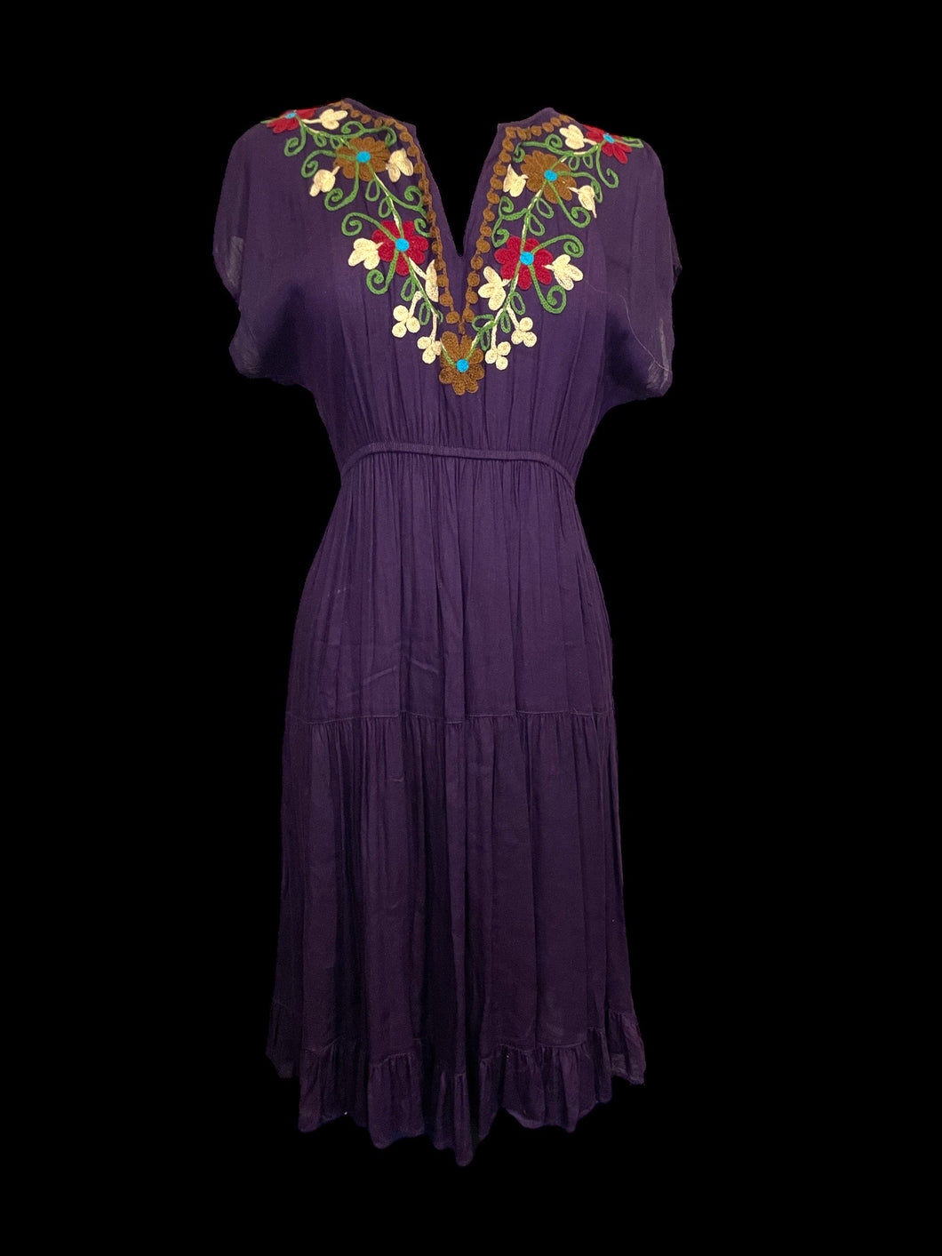 L Vintage Y2K purple & multicolor embroidery short sleeve notch neckline midi dress w/ tiered skirt, & elastic waist