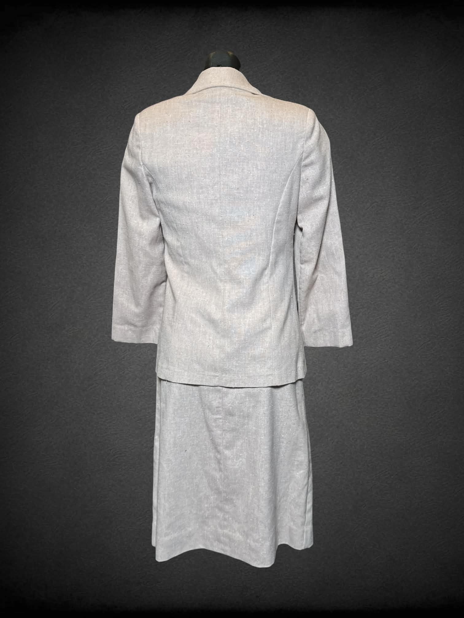 XS Illusions vintage grey pink three piece set with blazer, pencil skirt & vest