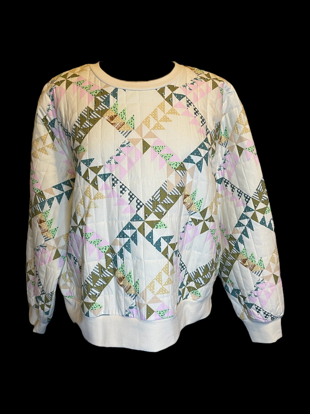 L Off-white & multicolor patchwork quilted long sleeve crew neckline sweater