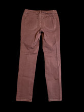 Load image into Gallery viewer, M Plum cotton blend mid rise taper leg pants w/ pockets, belt loops, &amp; button/zipper closures
