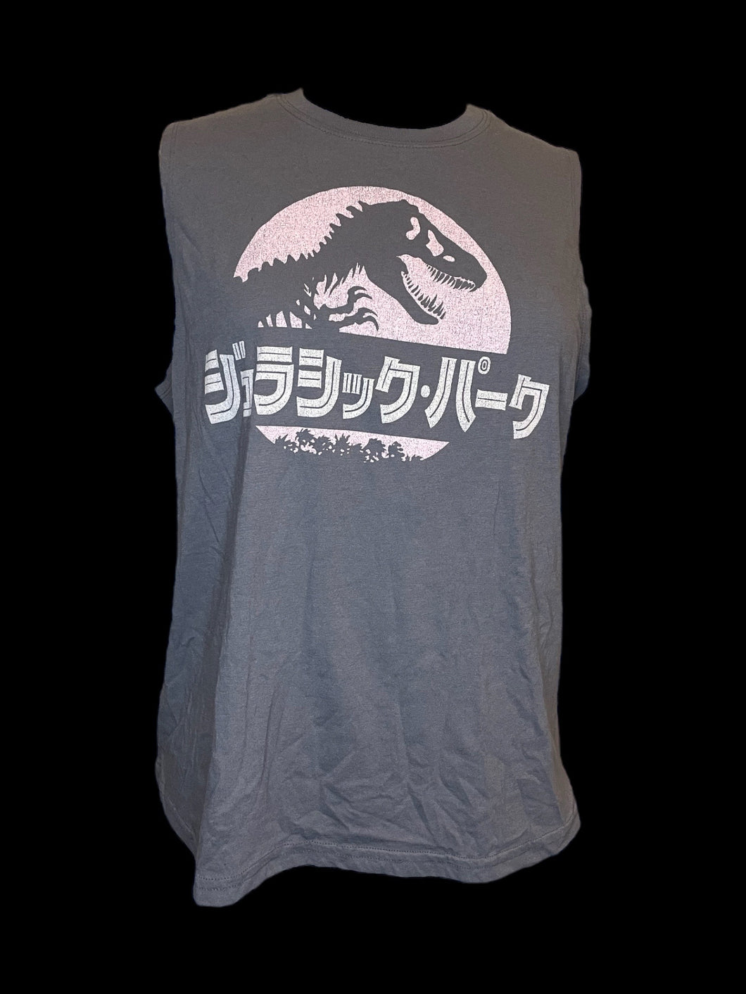 1X Grey sleeveless top w/ light pink Japanese “Jurassic Park” logo