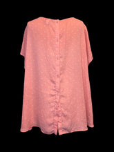 Load image into Gallery viewer, 4X Pink &amp; white polka dot short sleeve scoop neck top w/ button down back
