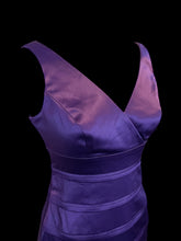 Load image into Gallery viewer, M Purple satin tiered sleeveless v-neckline bodycon dress w/ clasp/zipper closure
