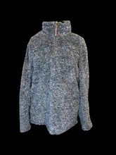 Load image into Gallery viewer, L Greyscale sherpa long sleeve 1/4 sleeve sweater w/ pockets
