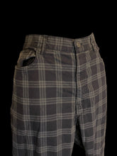 Load image into Gallery viewer, L Black &amp; grey plaid high waist taper leg pants w/ pockets, belt loops, &amp; button/zipper closure
