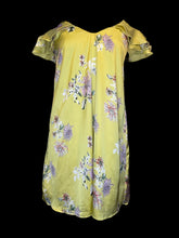 Load image into Gallery viewer, M Yellow &amp; multicolor floral satin flutter sleeve cold shoulder dress
