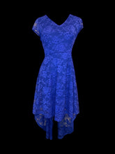 Load image into Gallery viewer, L Indigo lace cap sleeve v-neckline hi-lo dress w/ zipper closure
