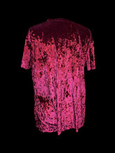 Load image into Gallery viewer, XL Vintage Y2K red crushed velvet short sleeve scoop neckline top w/ side hem slits
